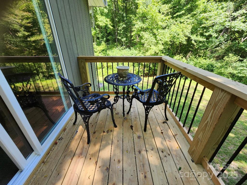 283 Robin Drive Property Photo 24