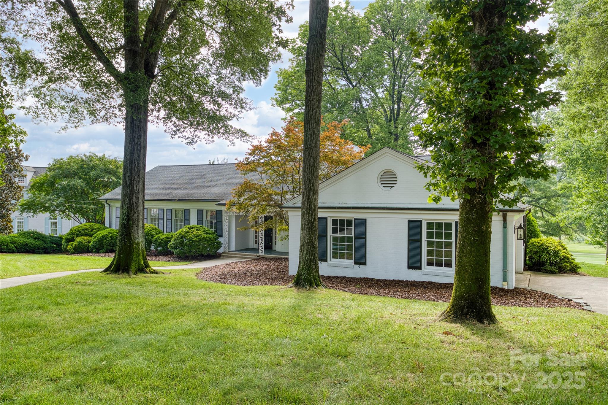 11 Pine Tree Road Property Photo 1