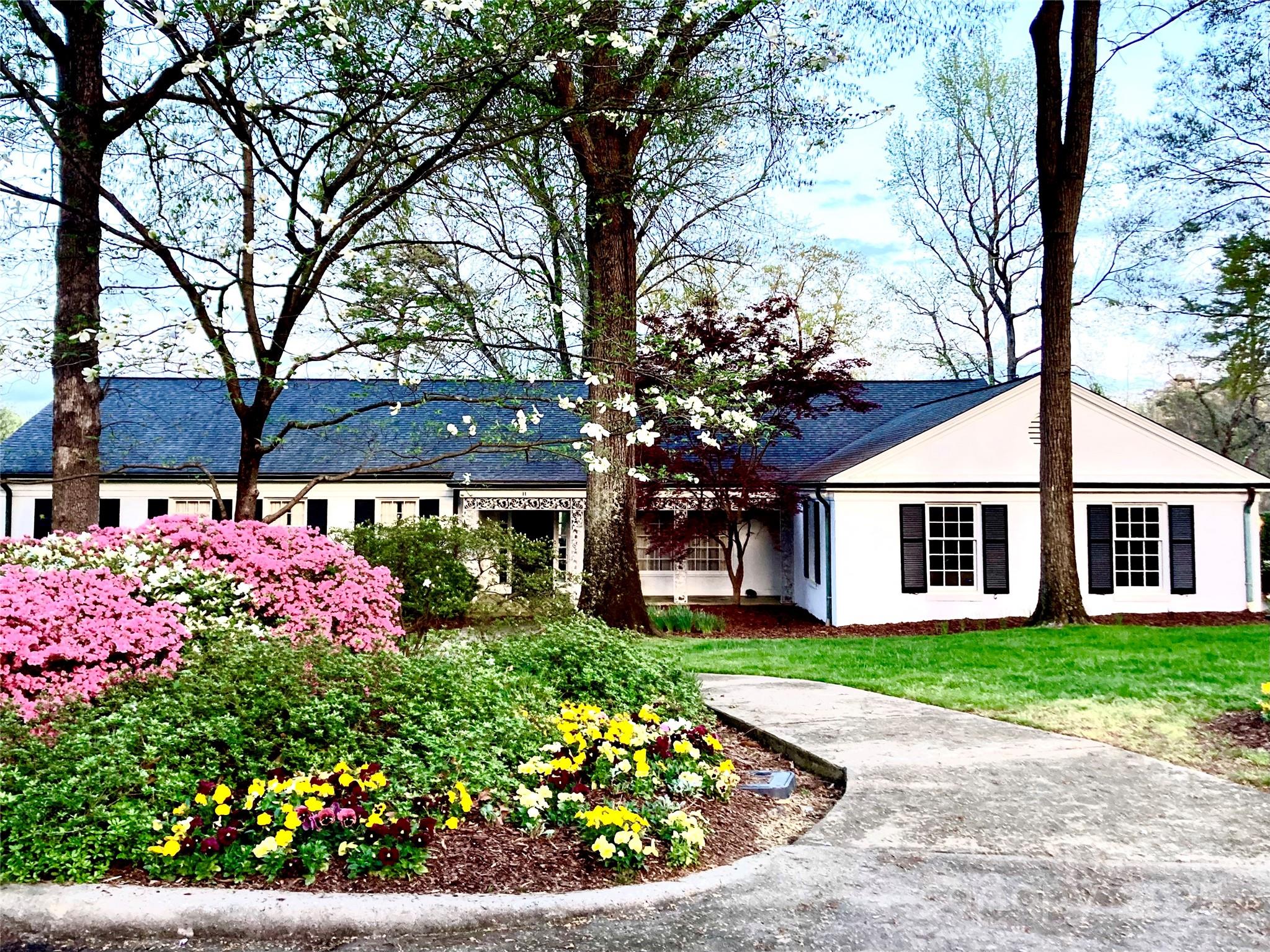 11 Pine Tree Road Property Photo 3