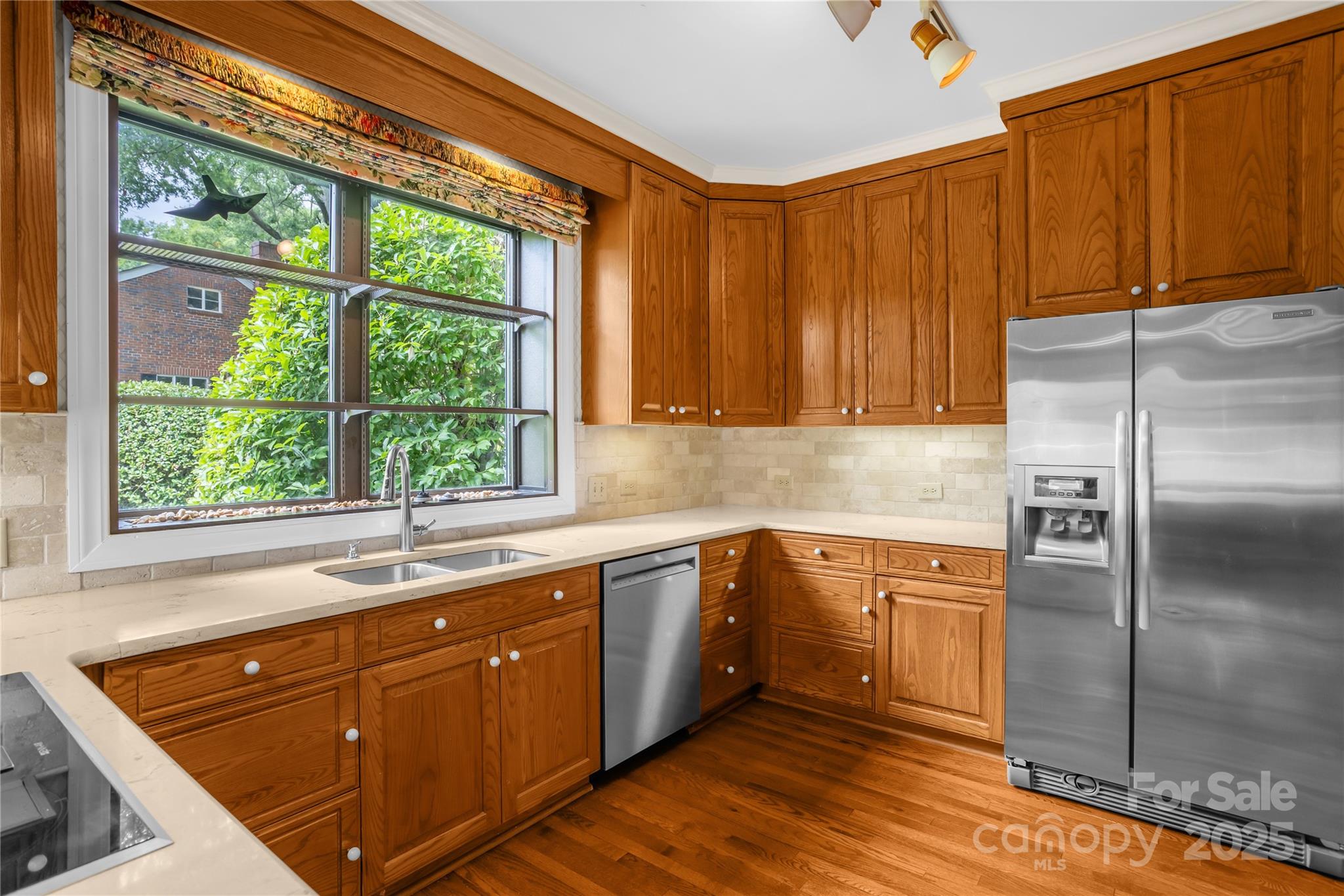 11 Pine Tree Road Property Photo 8