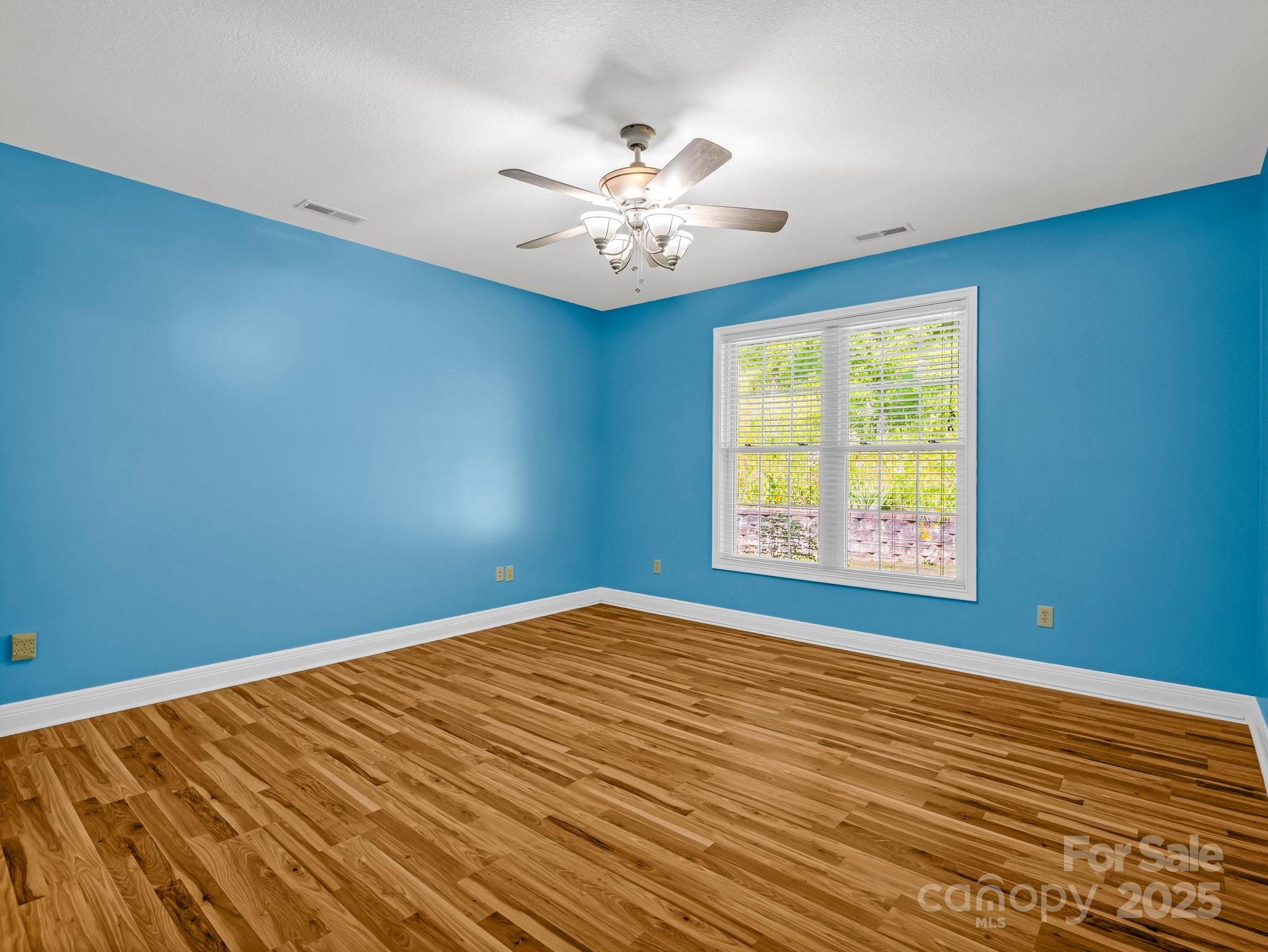 124 Shadow View Drive Property Photo 15
