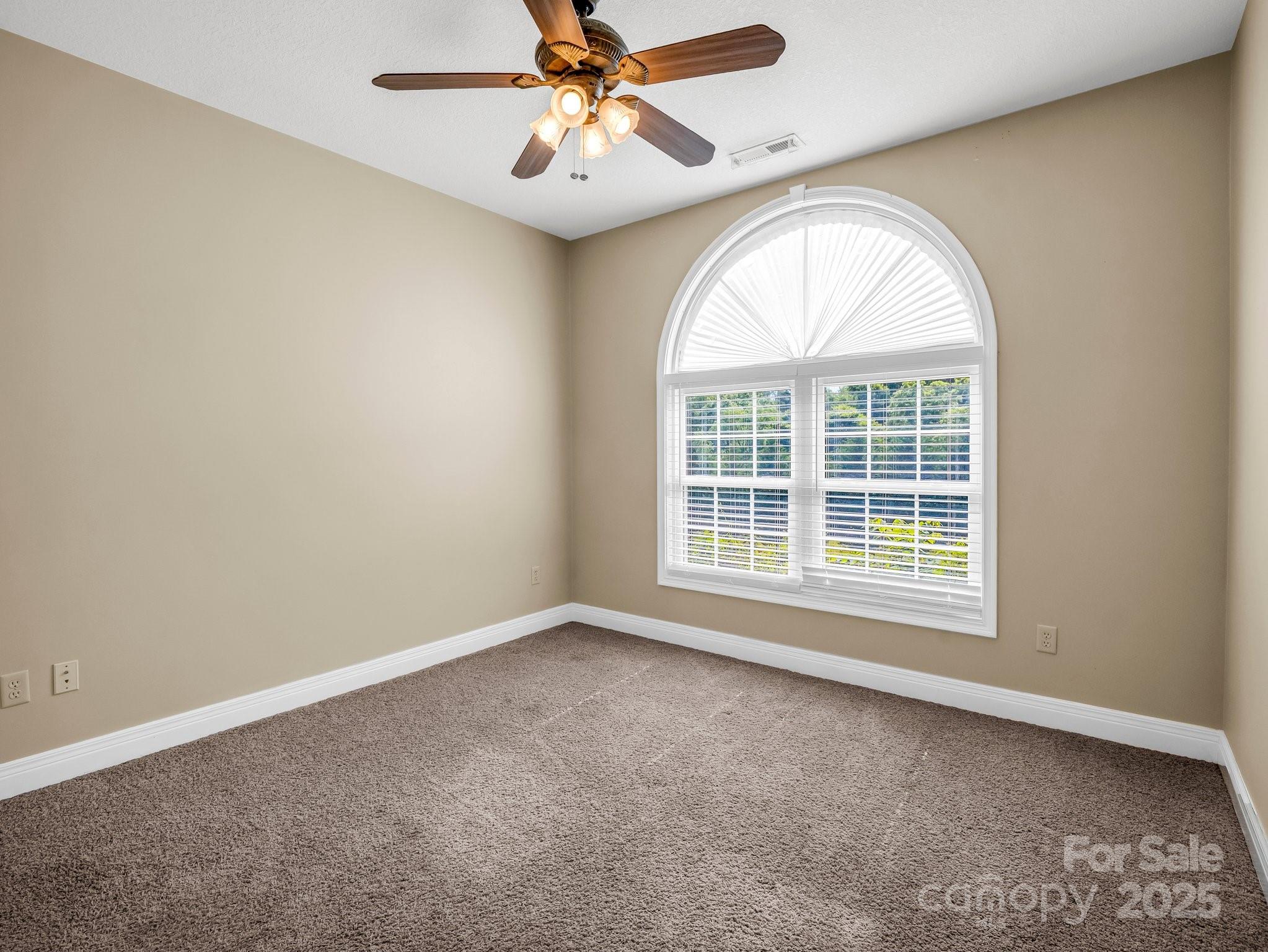 124 Shadow View Drive Property Photo 25