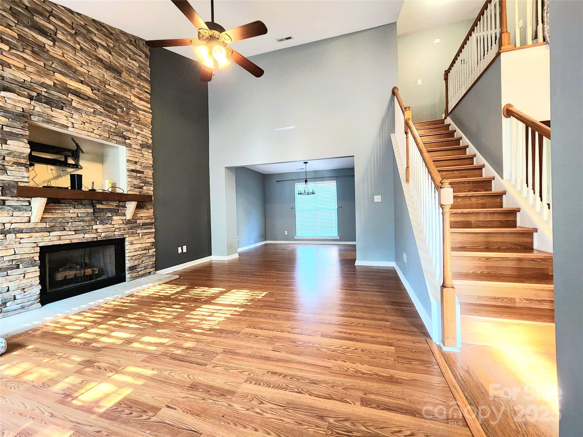 3108 Leicester Drive Property Photo 4