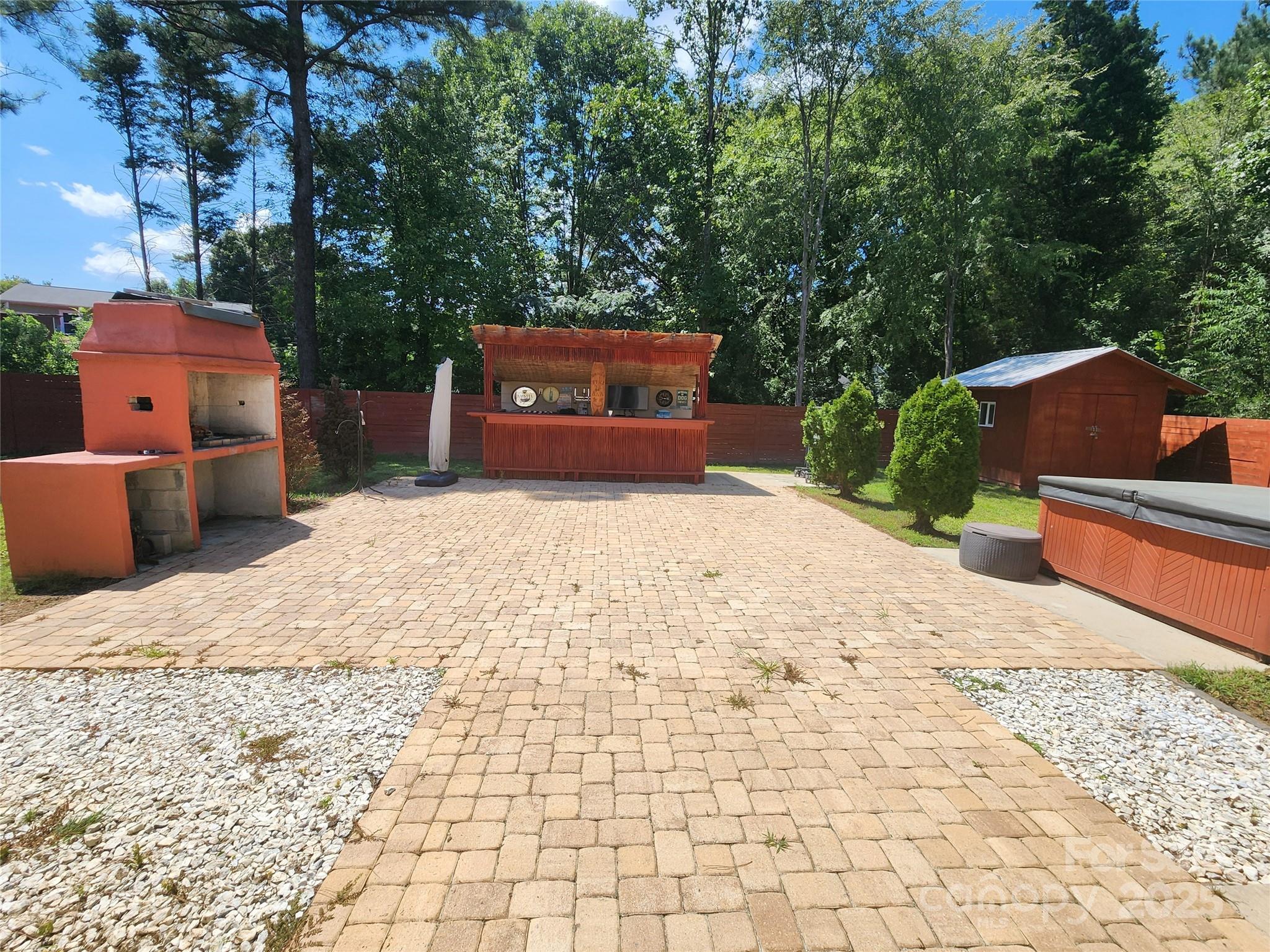 3108 Leicester Drive Property Photo 24