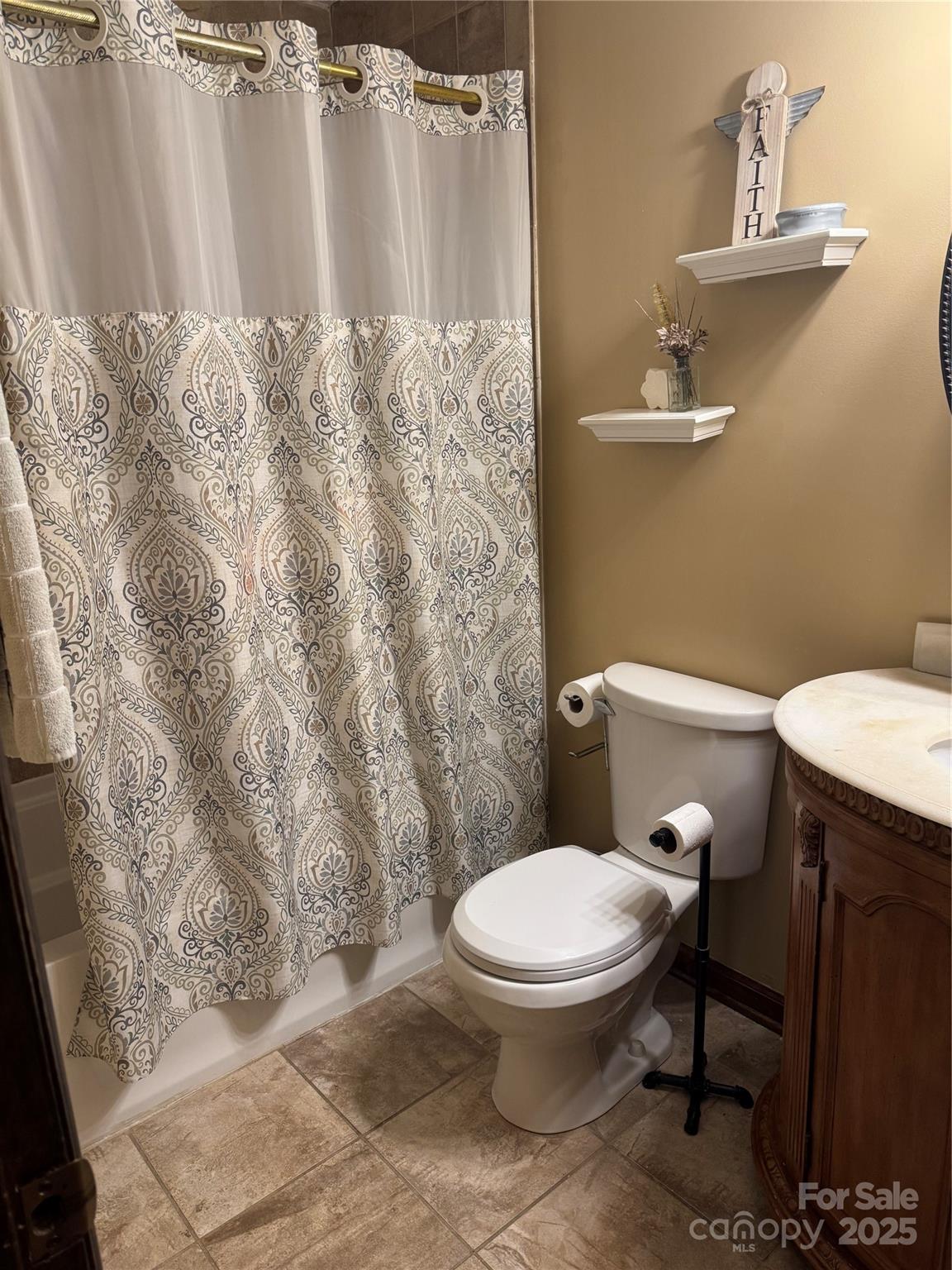 6039 Donna Drive Property Photo 17