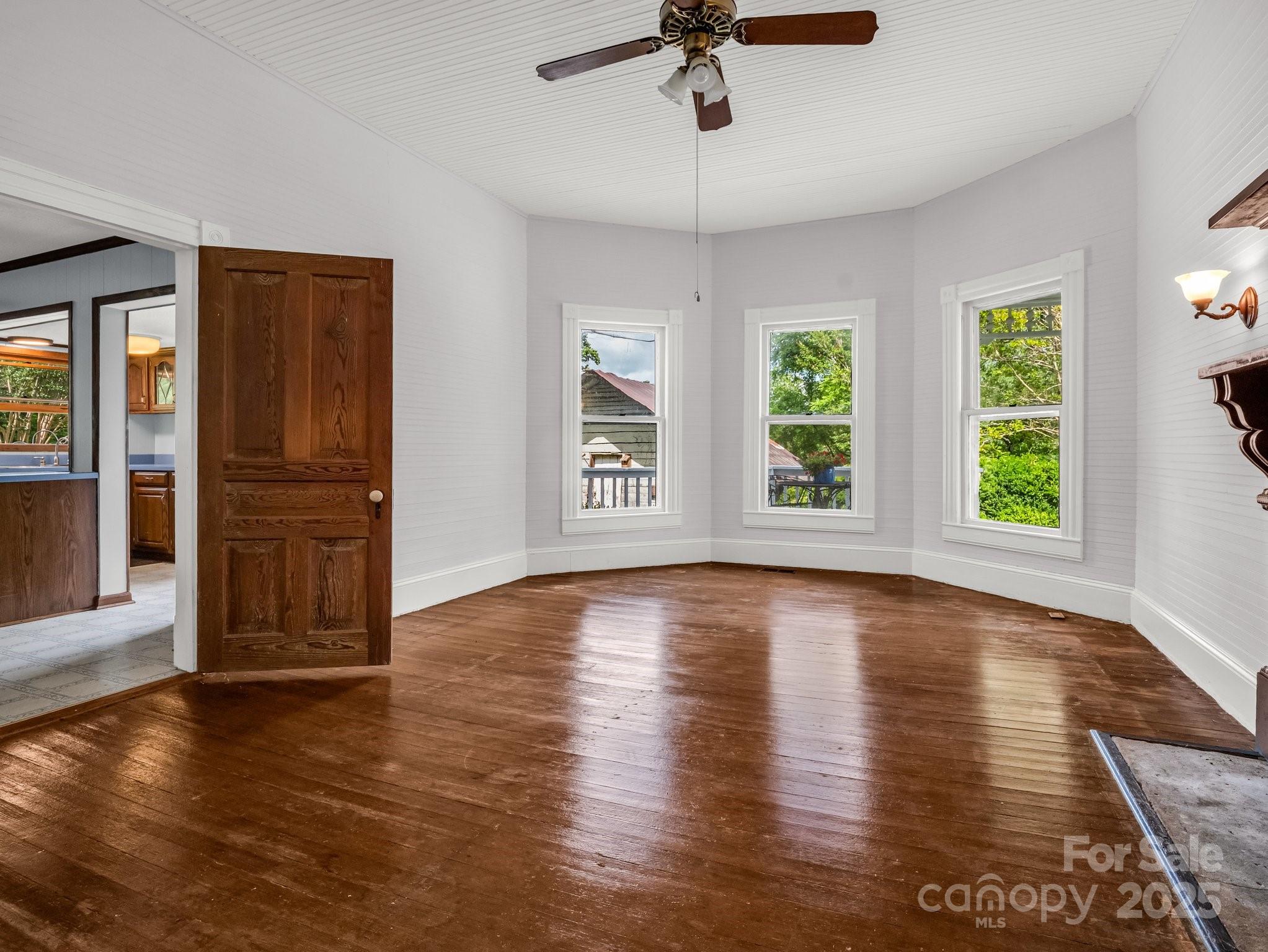 1111 Bills Creek Road Property Photo 6