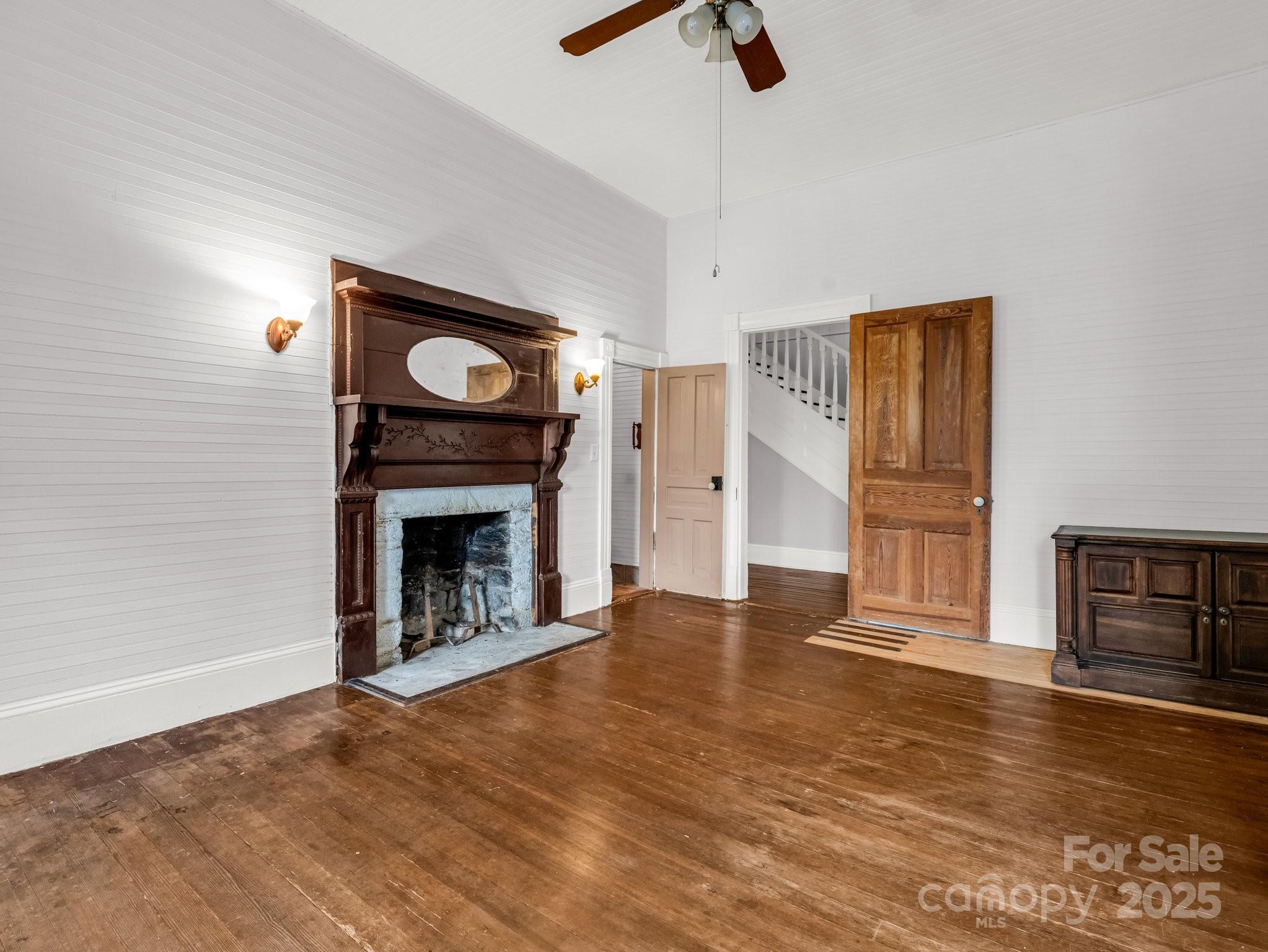 1111 Bills Creek Road Property Photo 7