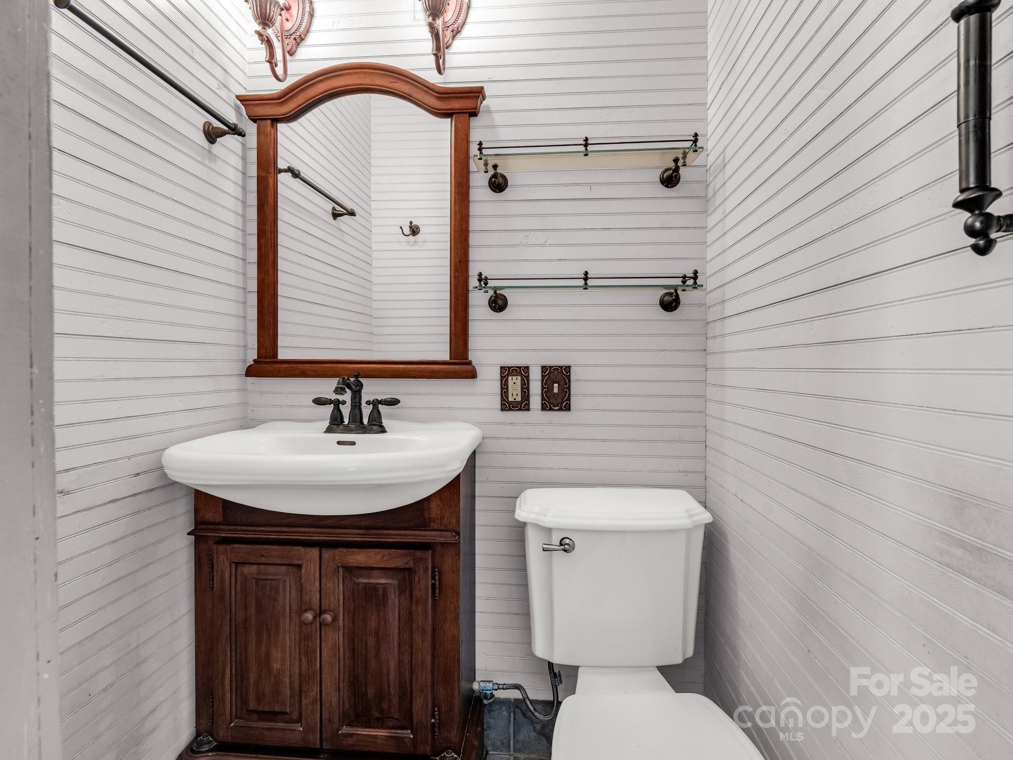 1111 Bills Creek Road Property Photo 8
