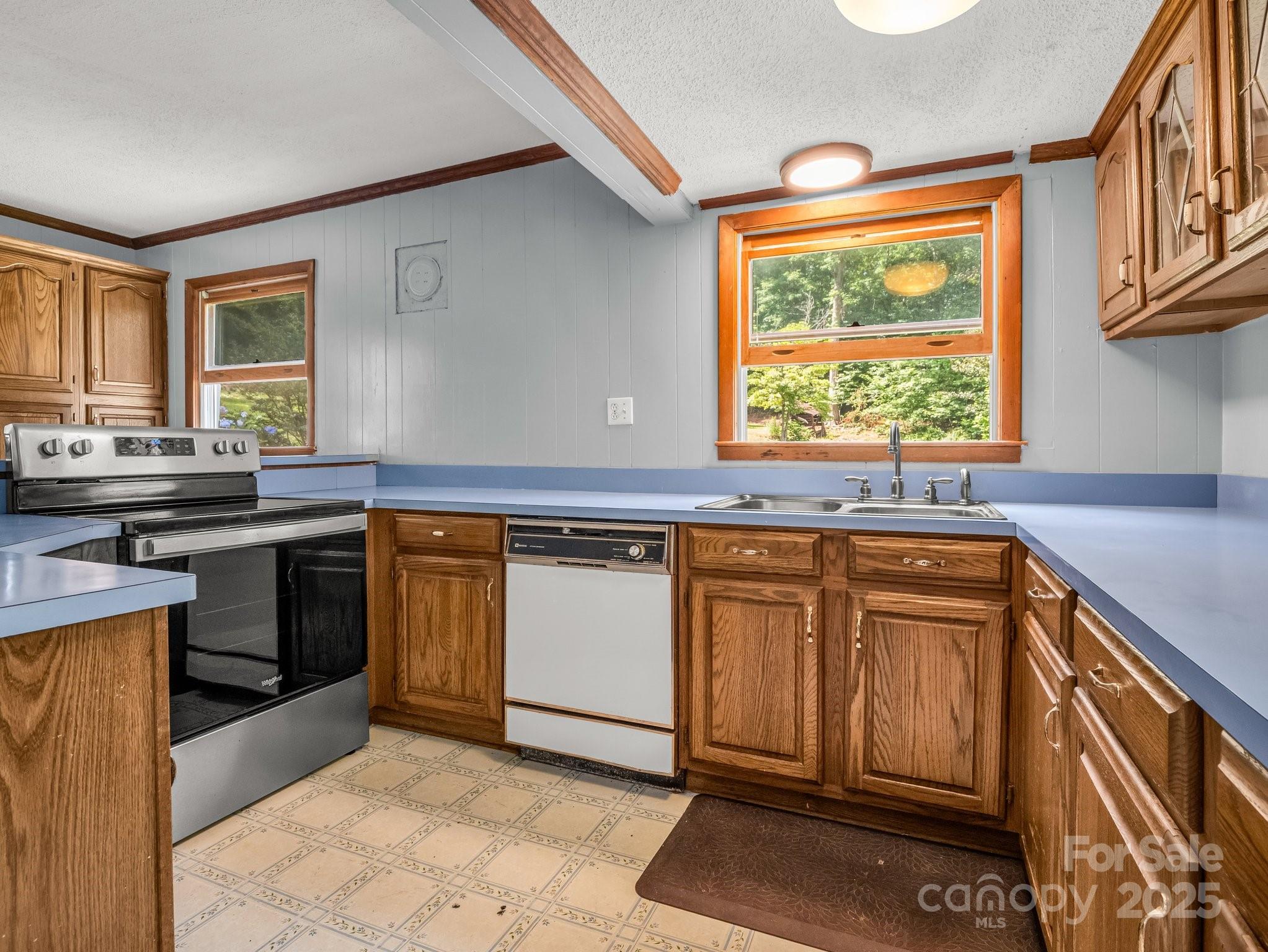 1111 Bills Creek Road Property Photo 10