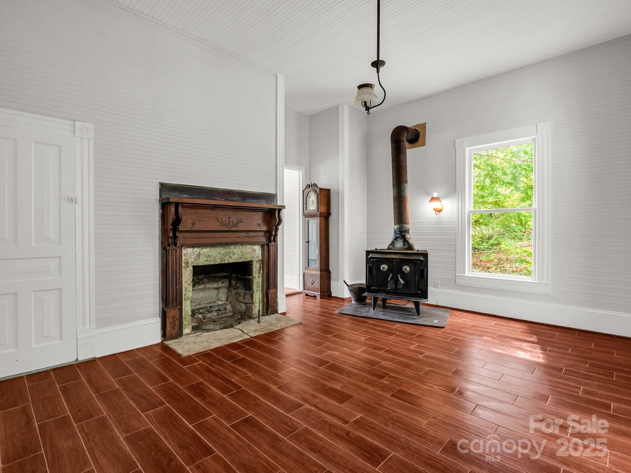 1111 Bills Creek Road Property Photo 12
