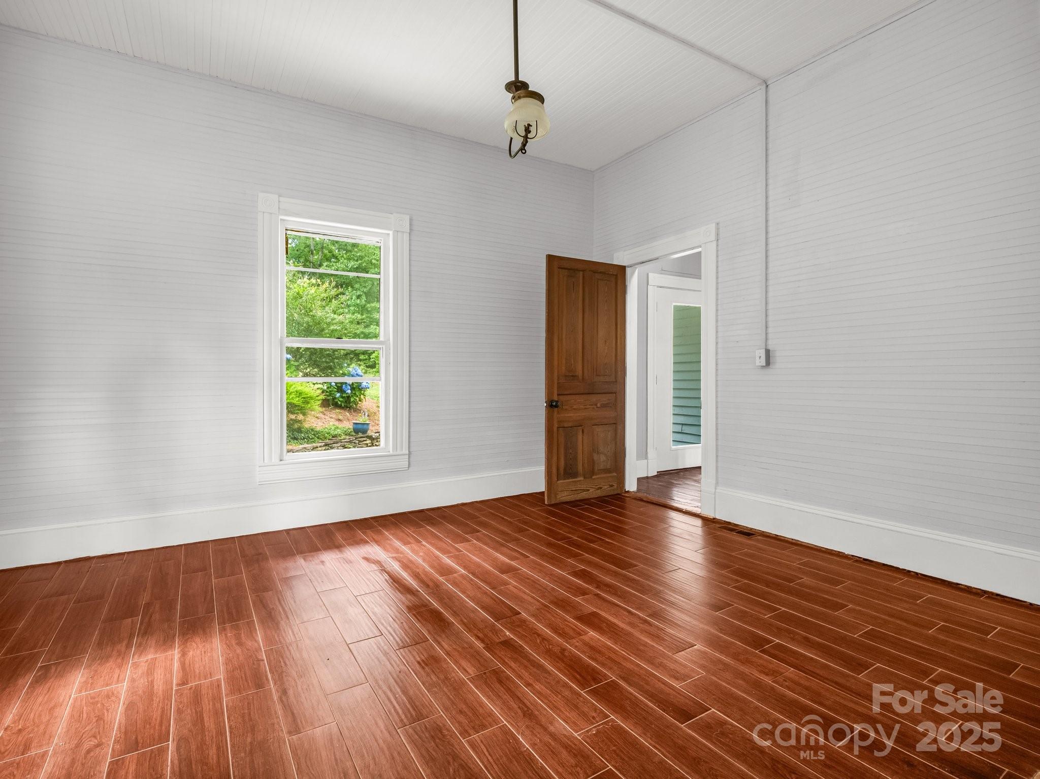 1111 Bills Creek Road Property Photo 13