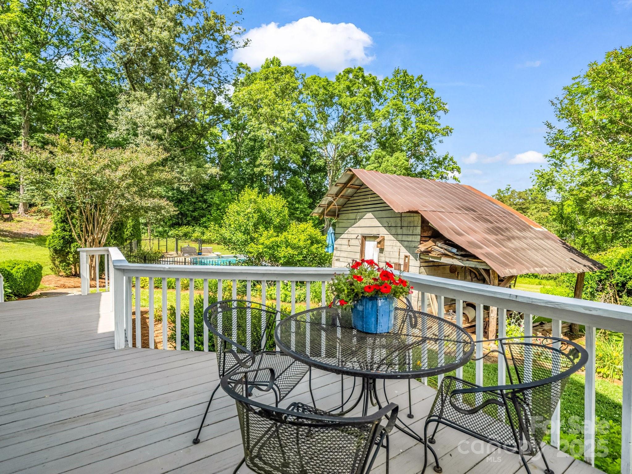 1111 Bills Creek Road Property Photo 33