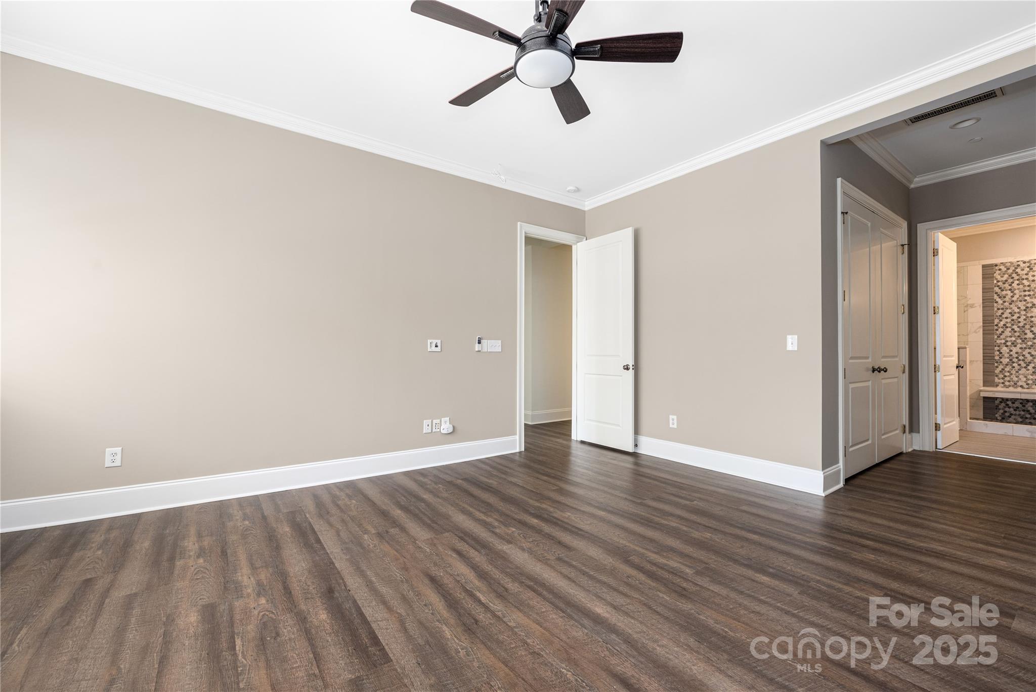 229 N Church Street 100 Property Photo 9