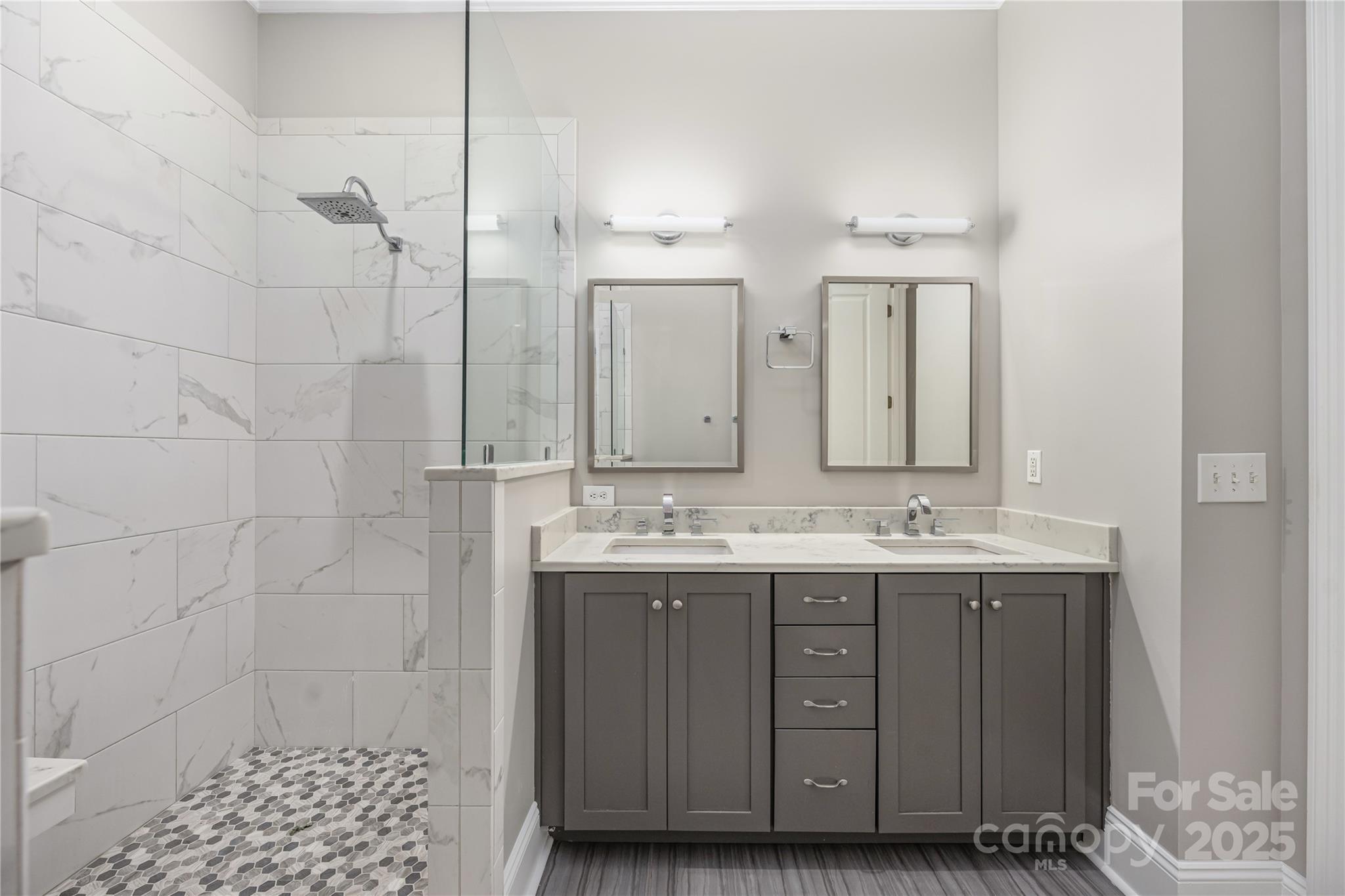 229 N Church Street 100 Property Photo 13