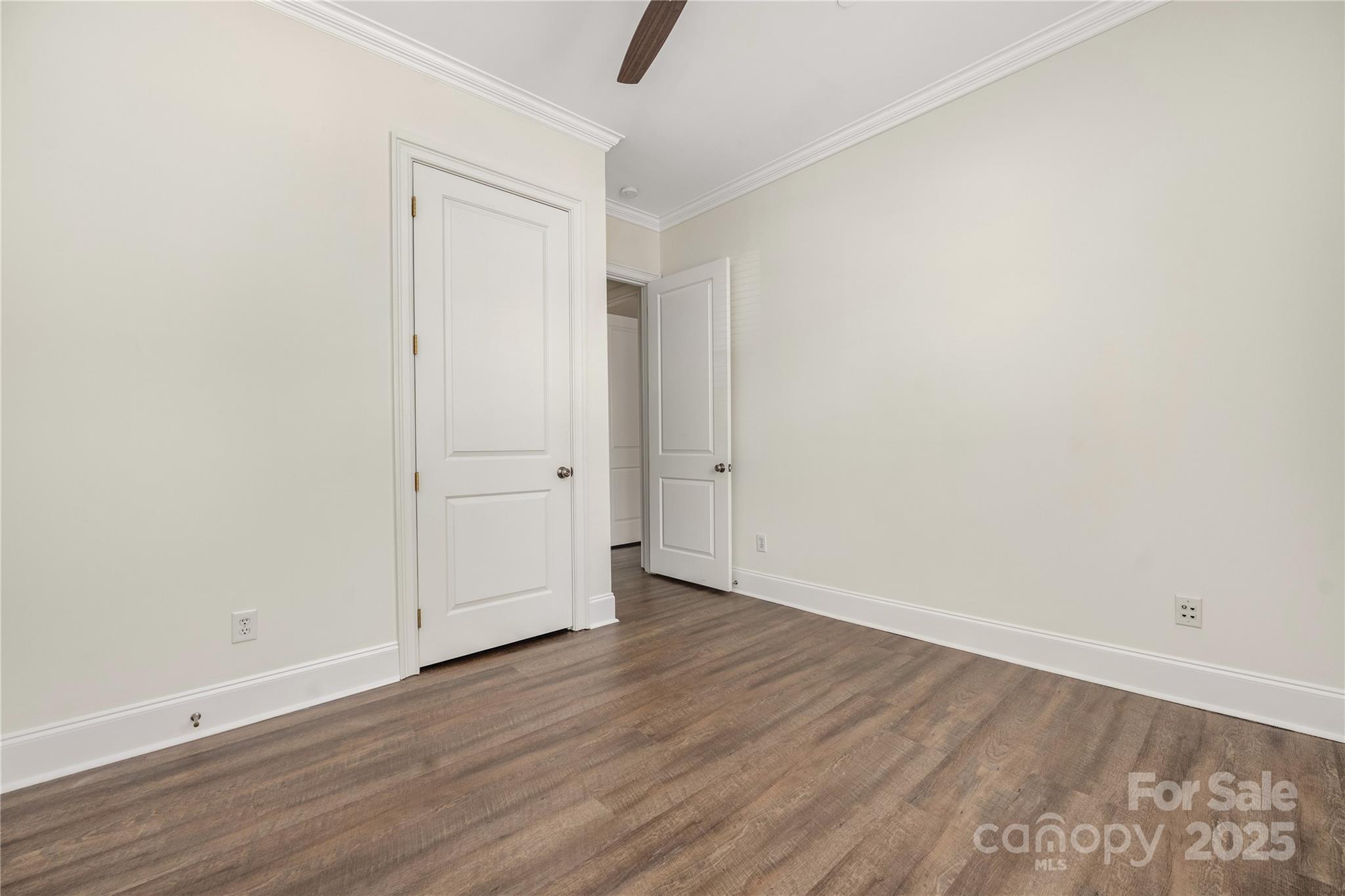 229 N Church Street 100 Property Photo 17