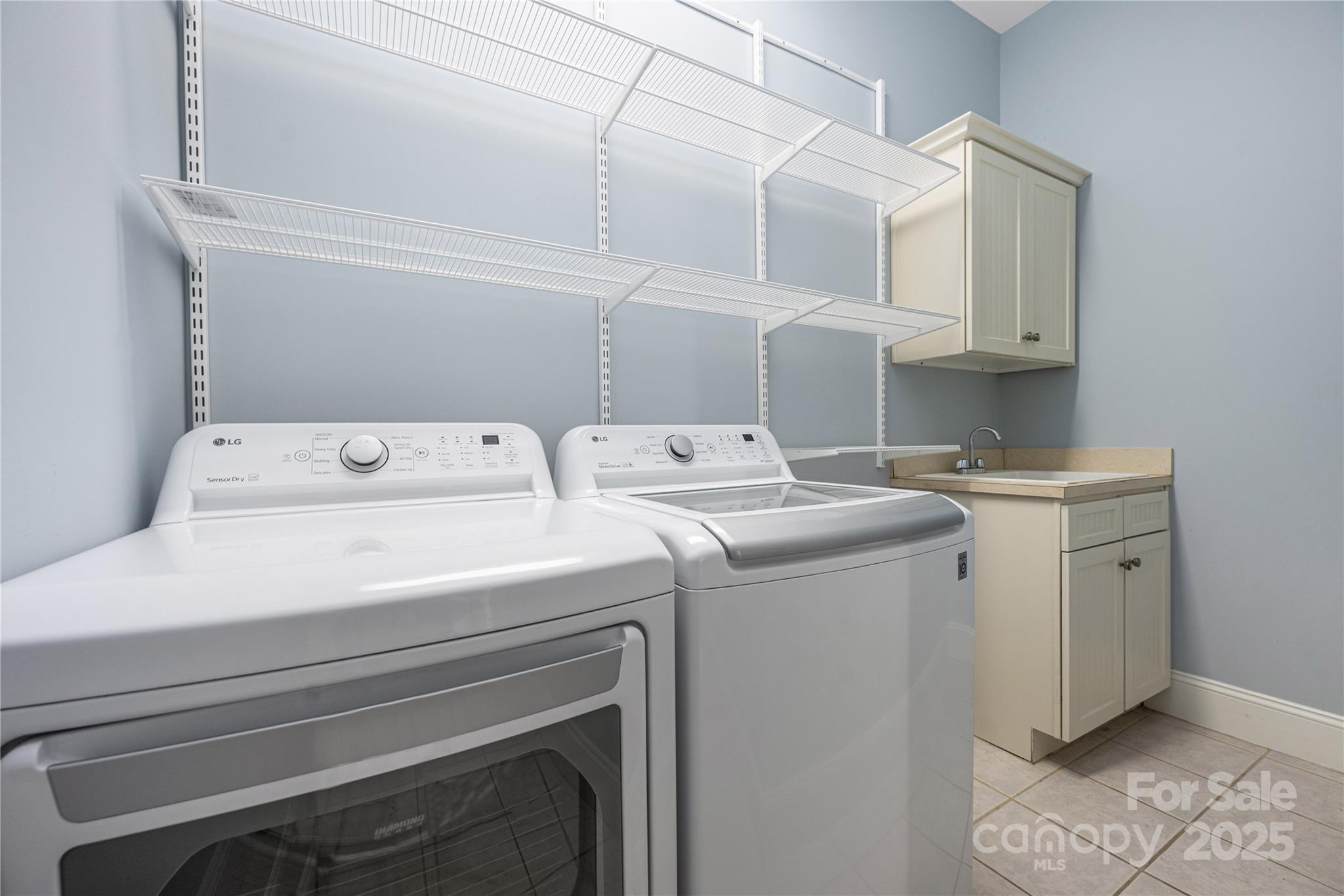 229 N Church Street 100 Property Photo 19