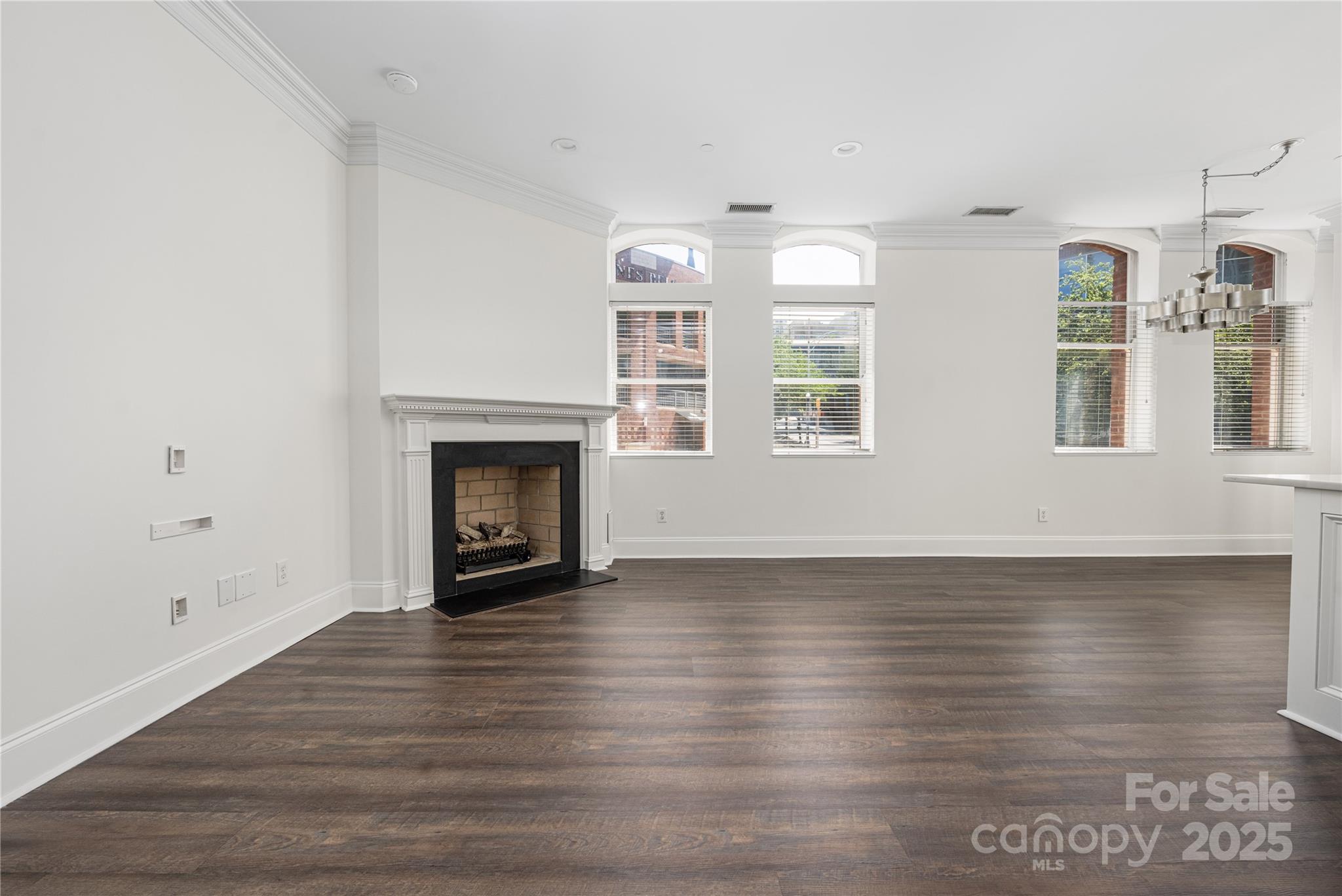 229 N Church Street 100 Property Photo 21