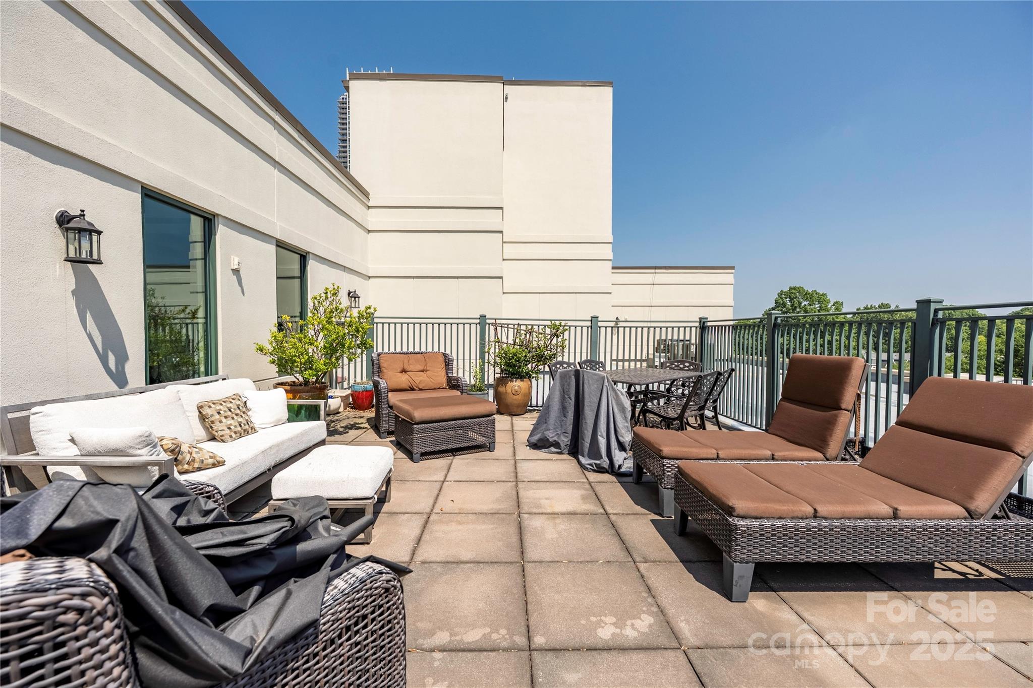 229 N Church Street 100 Property Photo 35