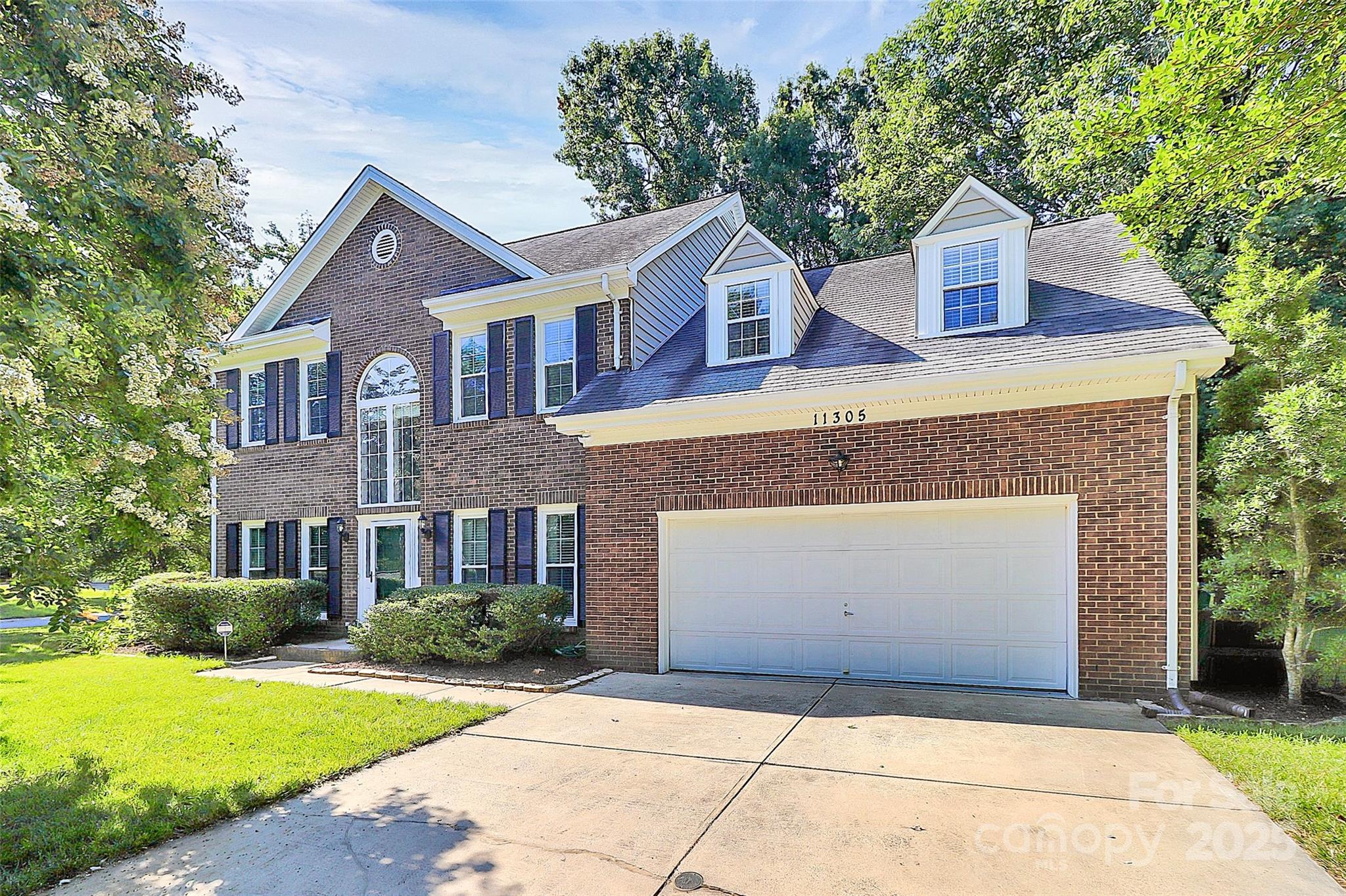 11305 Hunters Landing Drive Property Photo 1