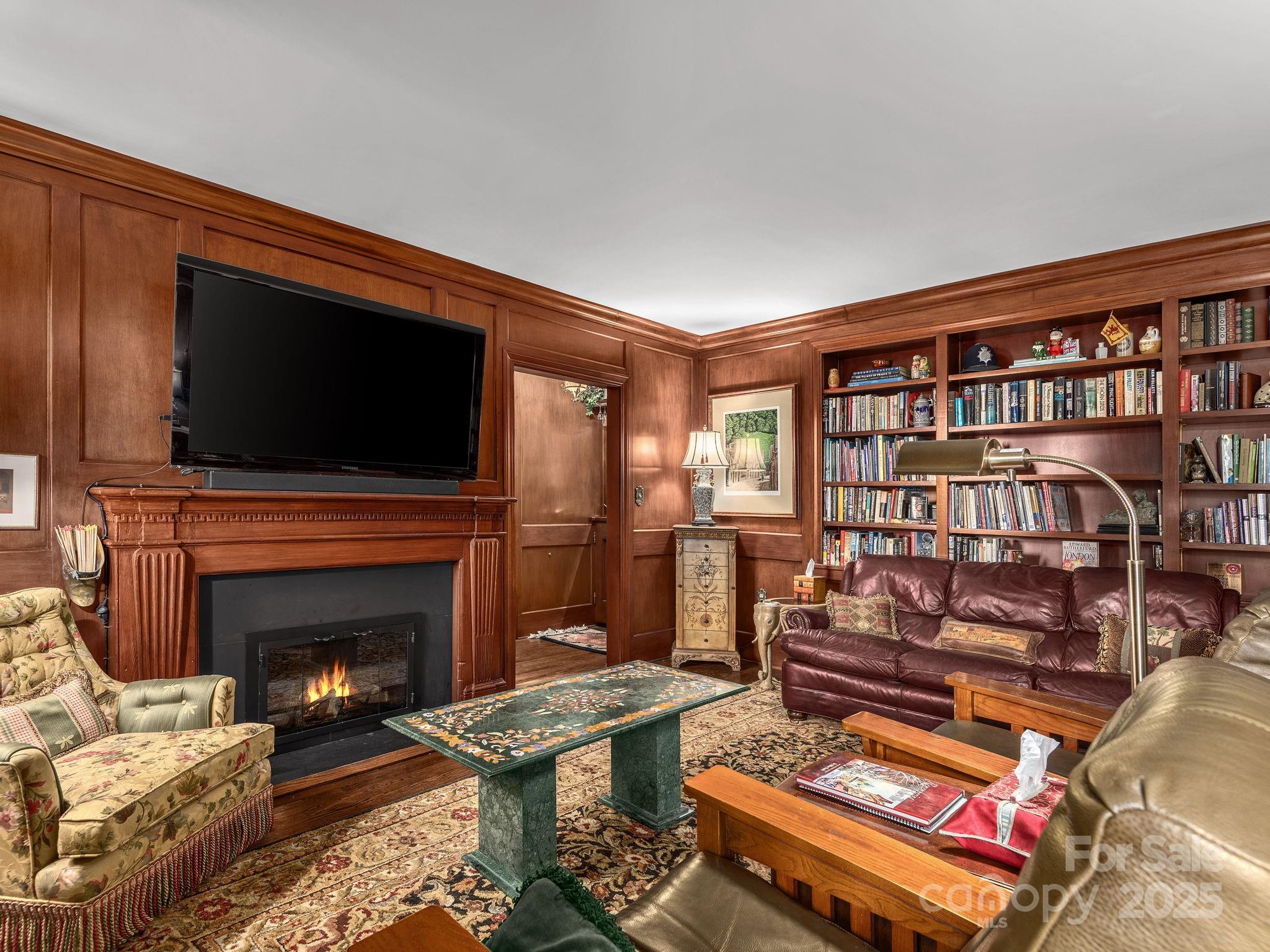 185 Macon Avenue B10 Property Photo 3