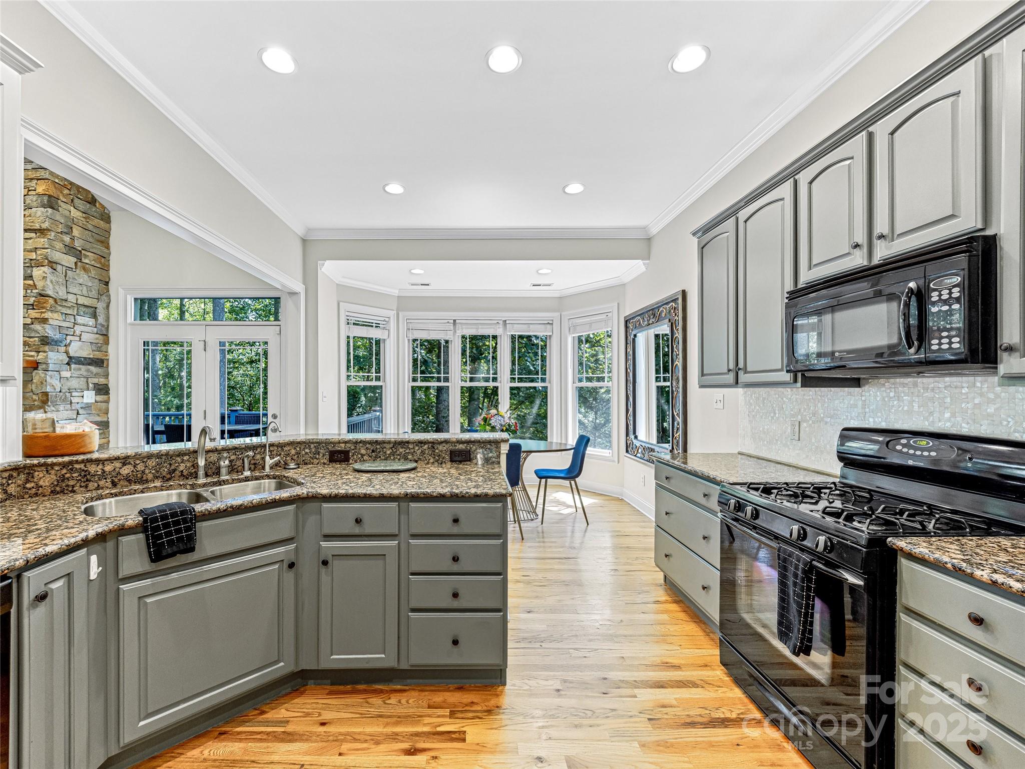37 Gaston Mountain Road Property Photo 13