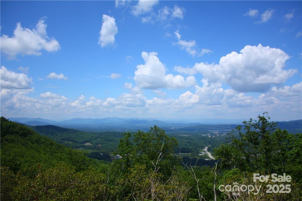 21 Casta Way Property Photo 4