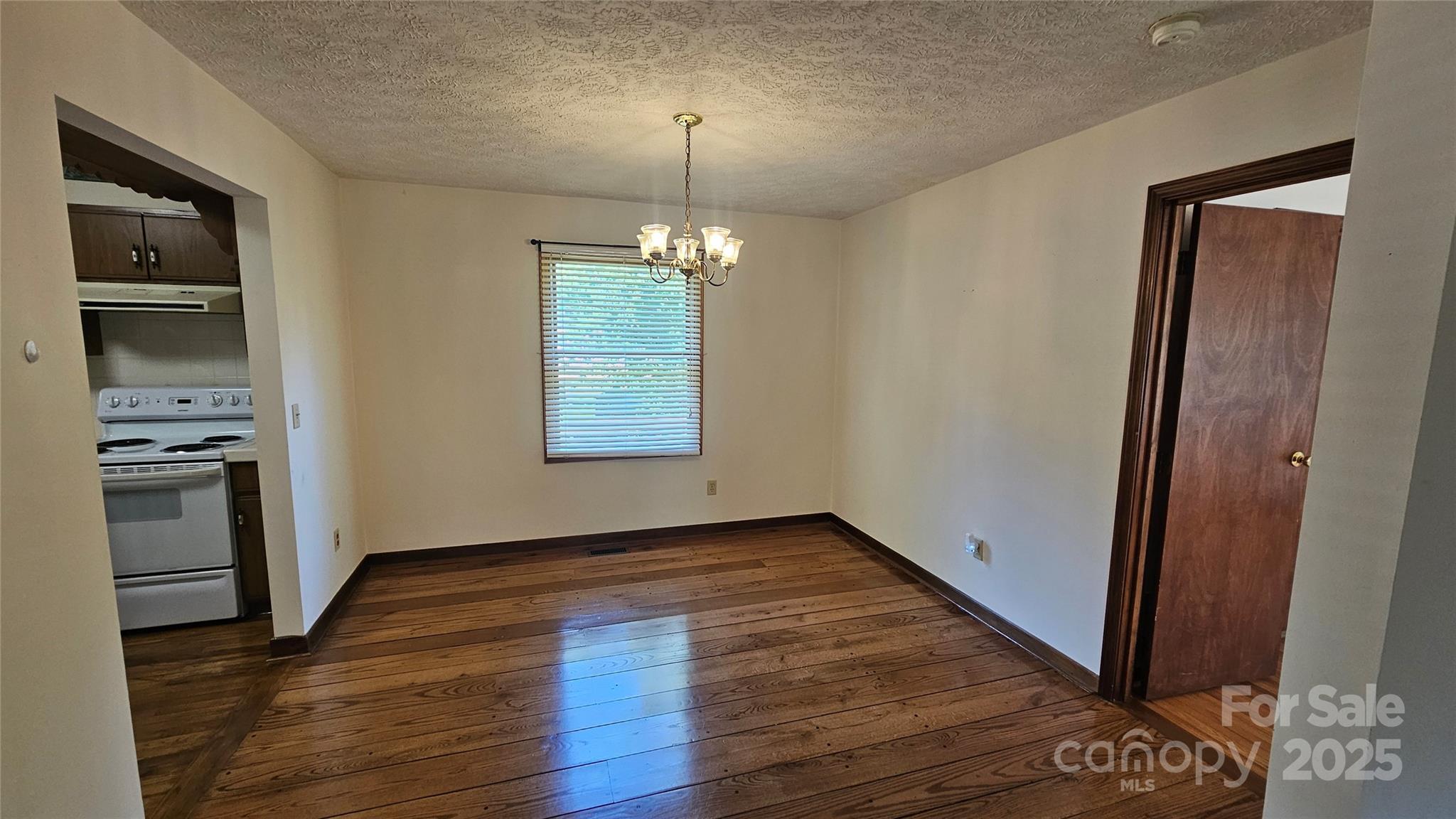 233 Hicks Road Property Photo 26