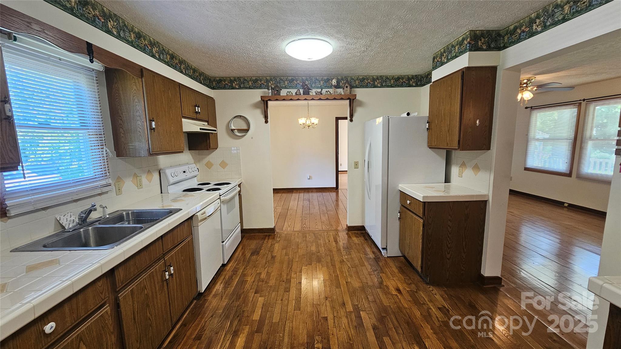 233 Hicks Road Property Photo 30