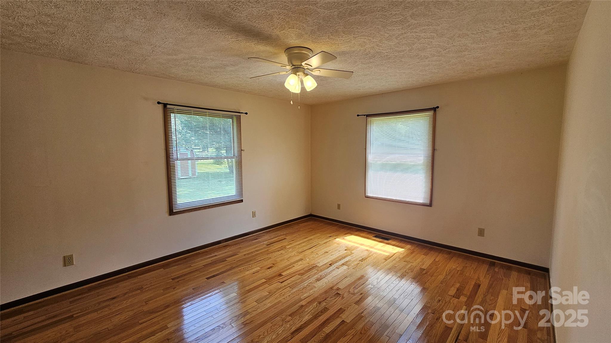 233 Hicks Road Property Photo 34
