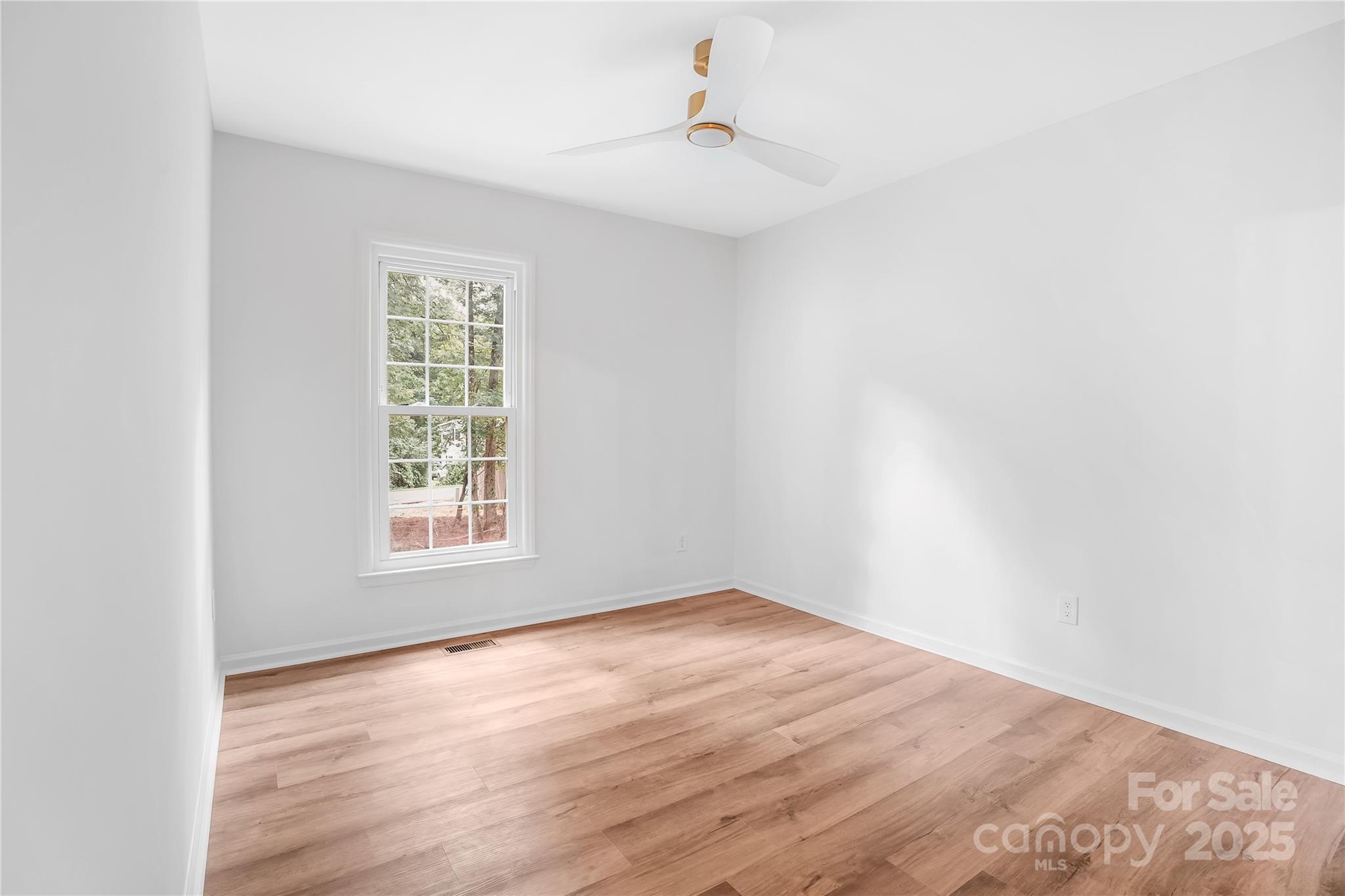 2212 Pinebrook Circle Property Photo 32