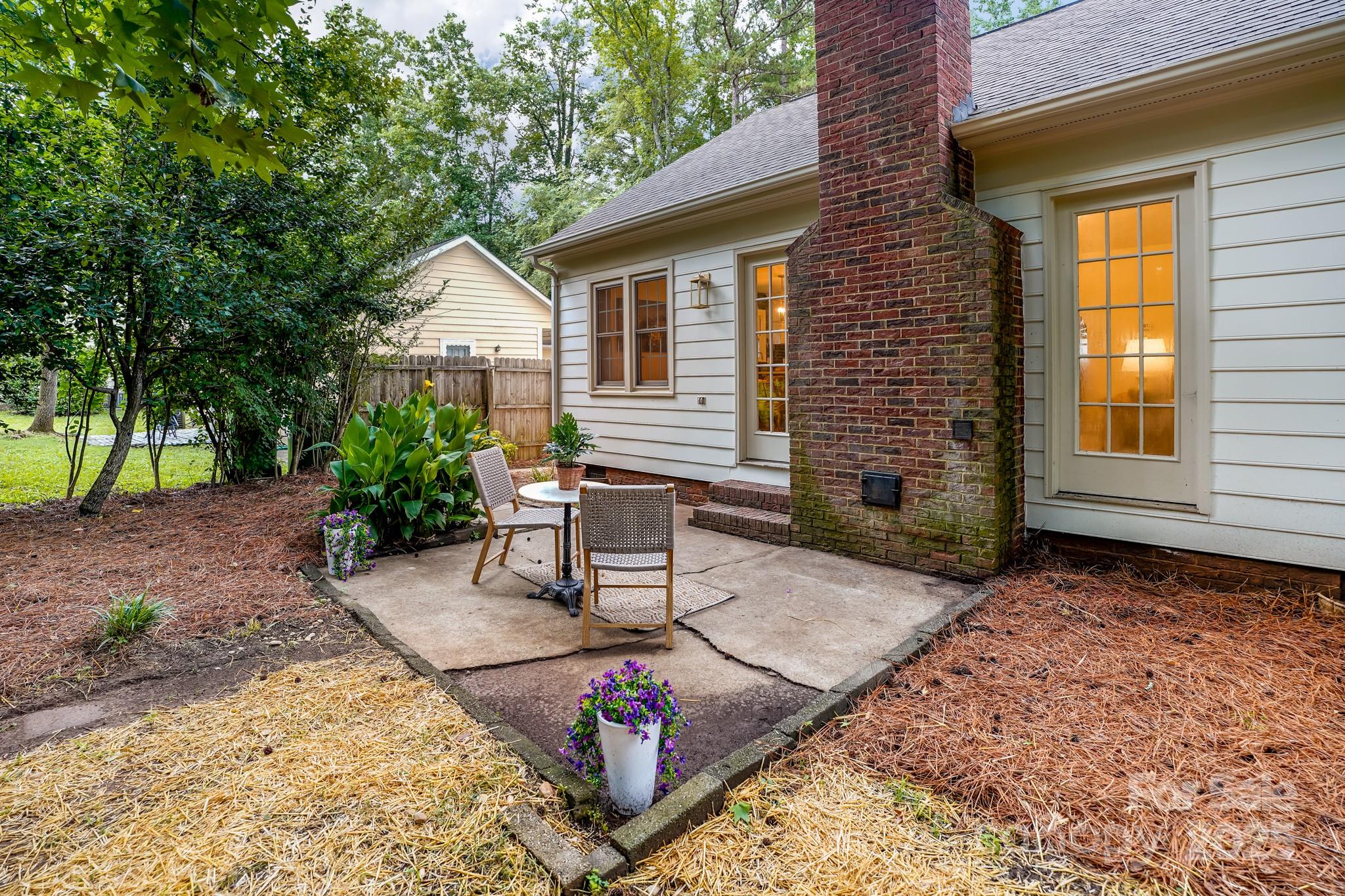 2212 Pinebrook Circle Property Photo 39