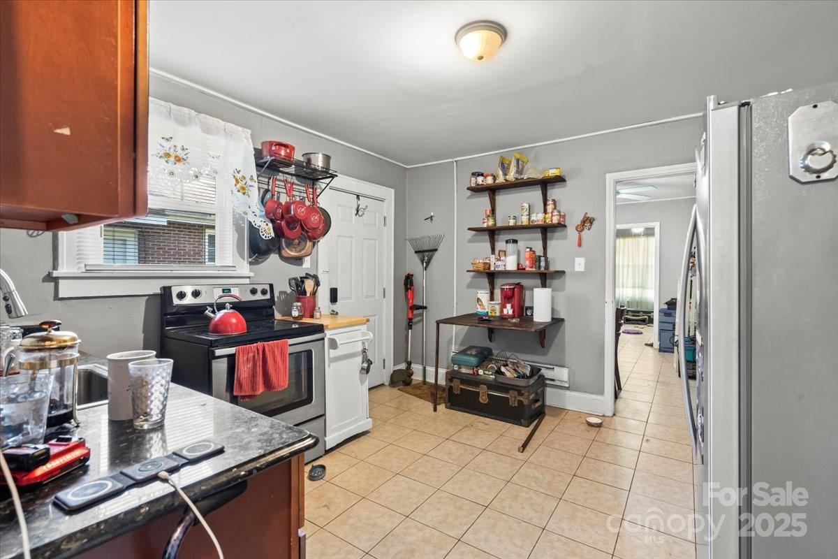 921 N Jackson Street Property Photo 19