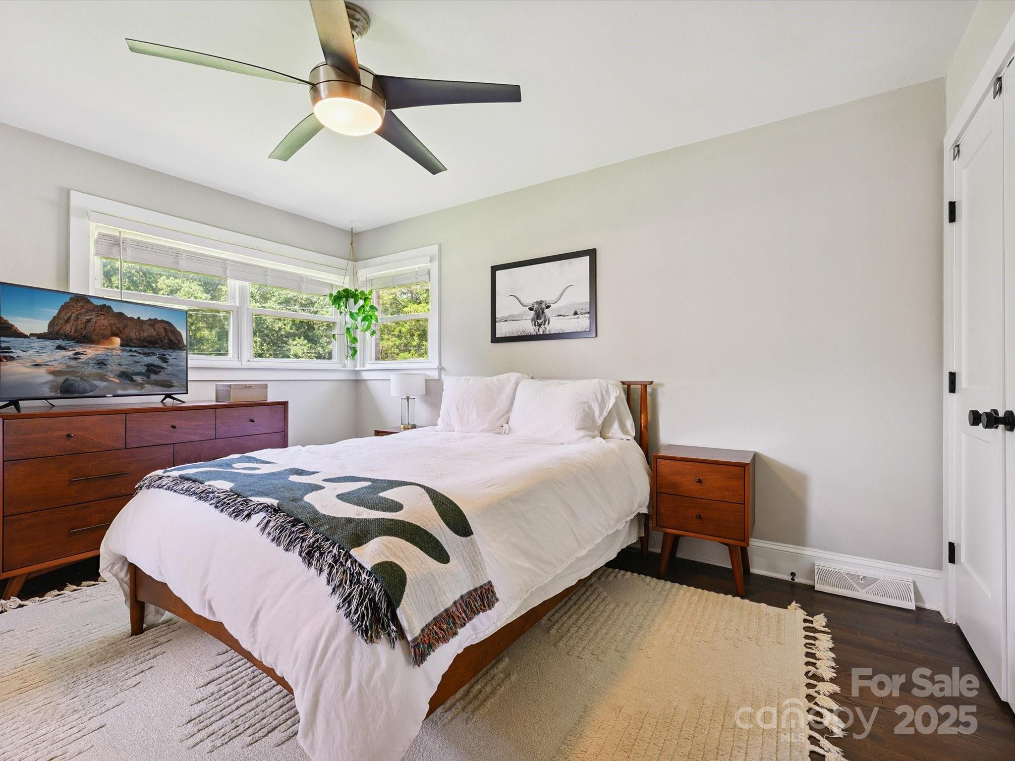 1516 Russell Avenue Property Photo 14