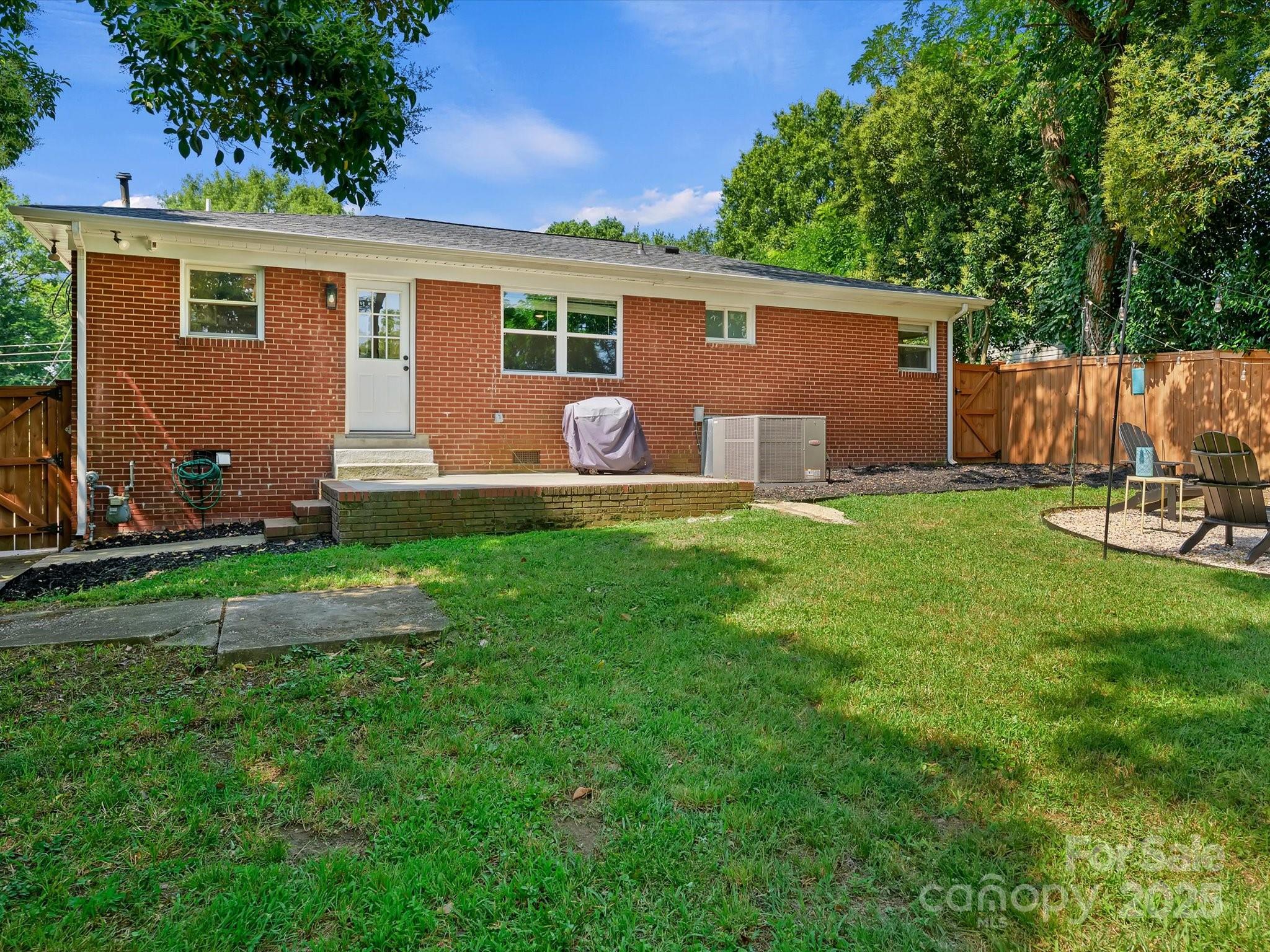 1516 Russell Avenue Property Photo 25