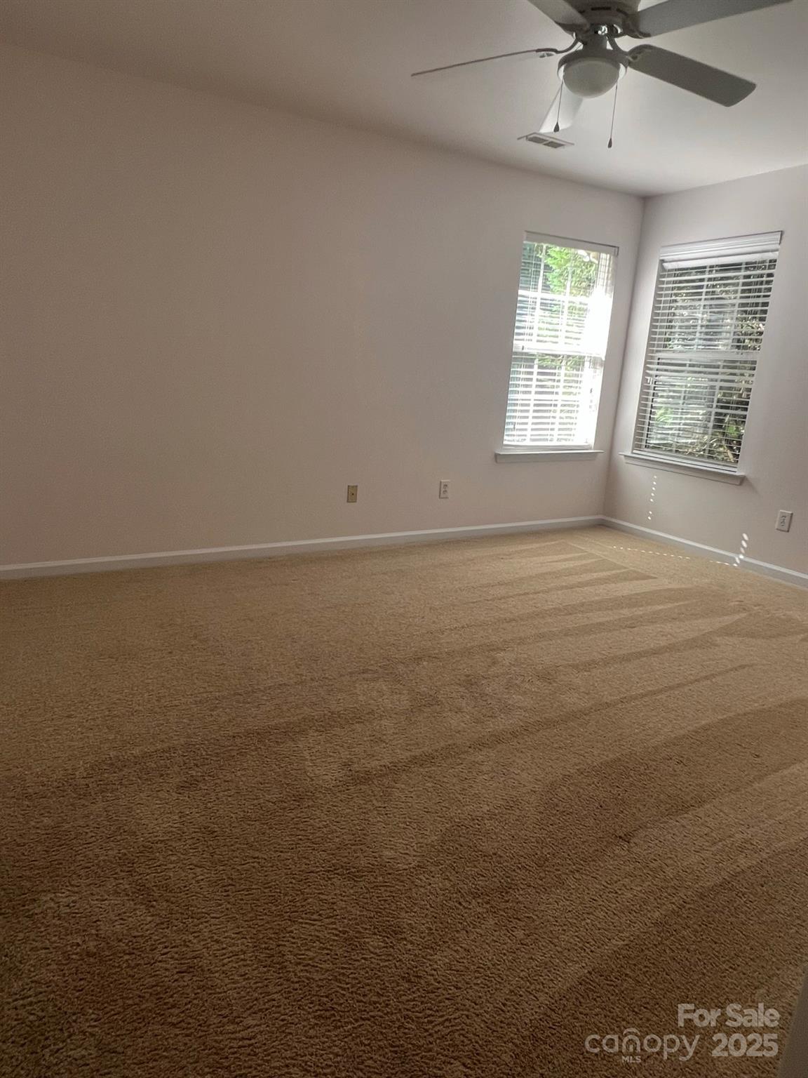 2988 Legacy Park Boulevard Property Photo 25