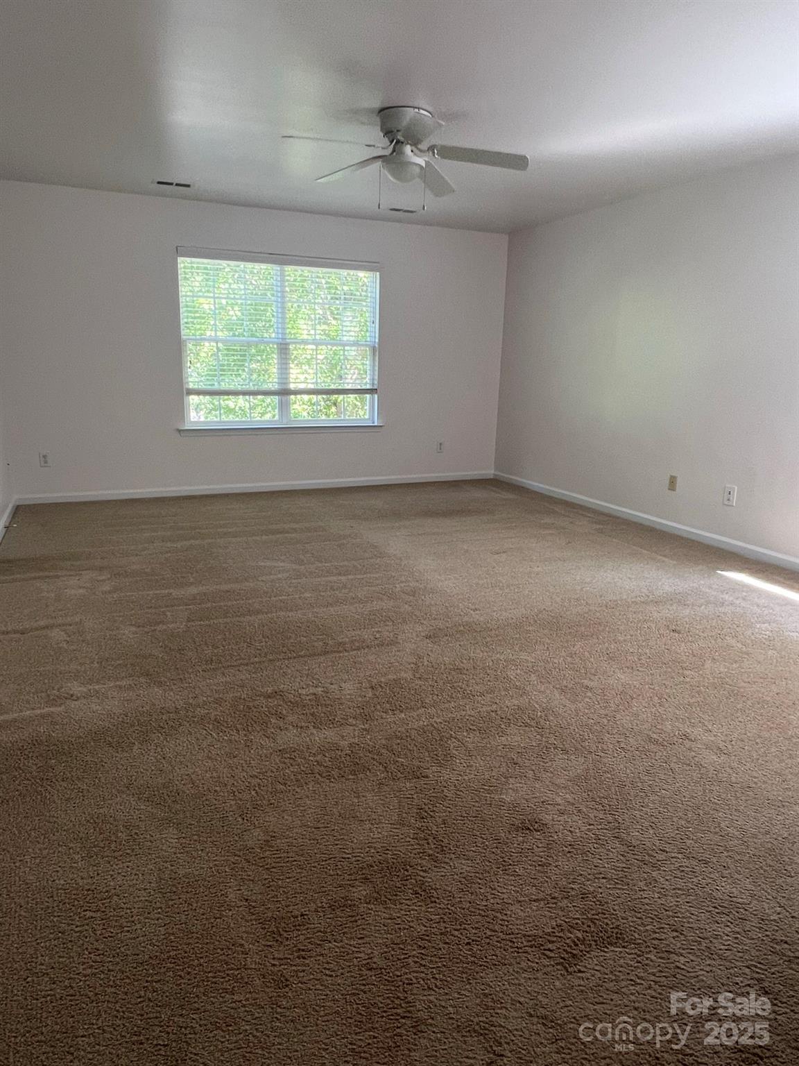 2988 Legacy Park Boulevard Property Photo 33