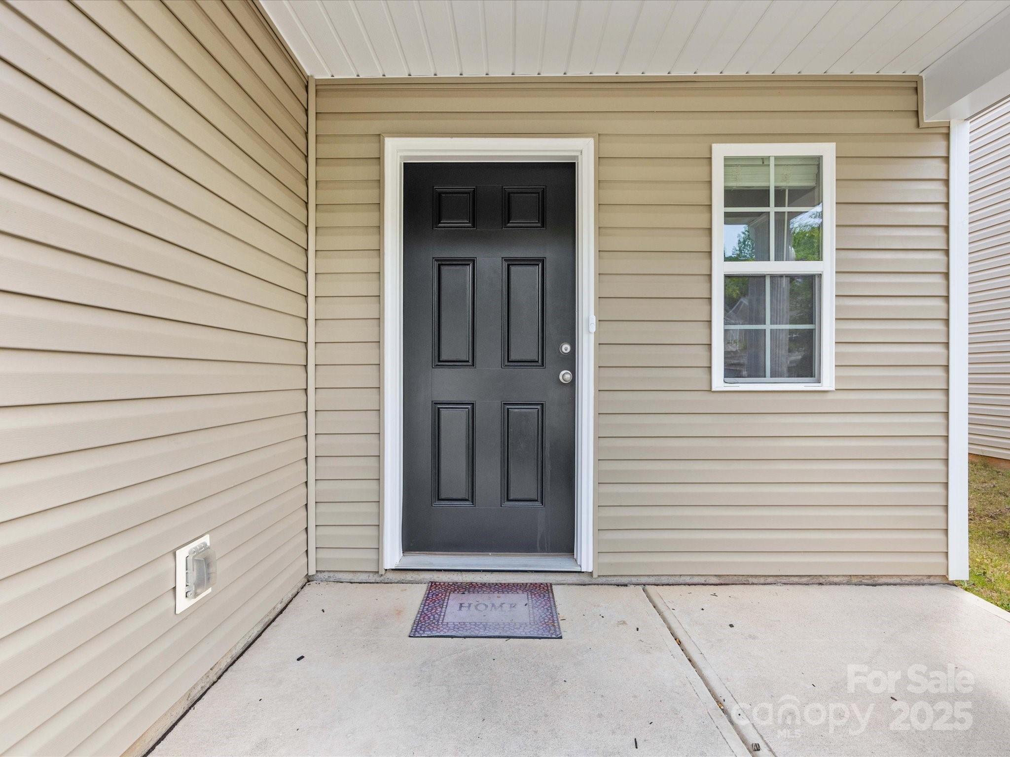 9136 Creedmore Hills Drive Property Photo 5