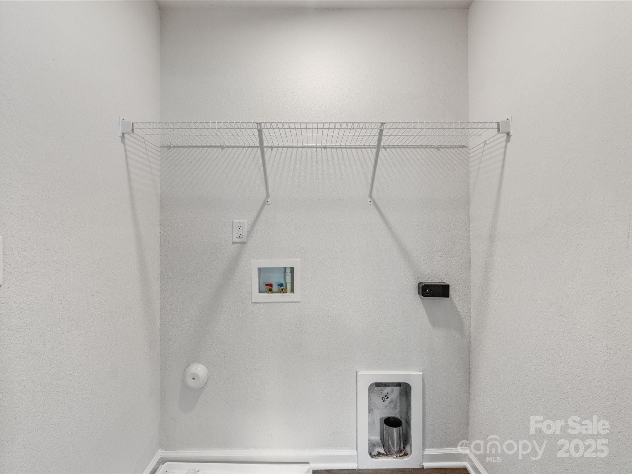 9136 Creedmore Hills Drive Property Photo 27