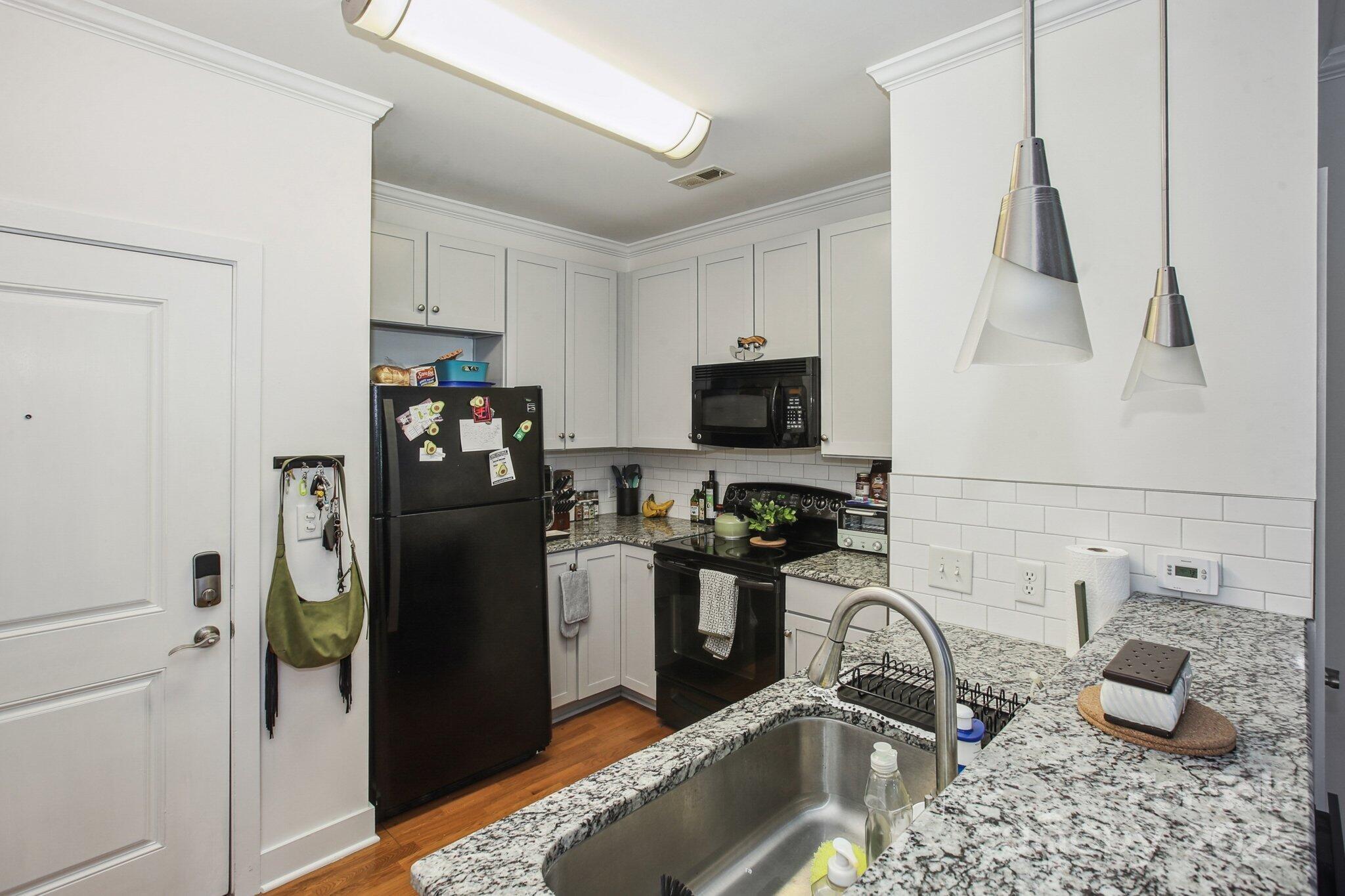 630 Calvert Street 410 Property Photo 6