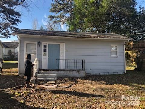 2207 S Gardner Street Property Photo 21
