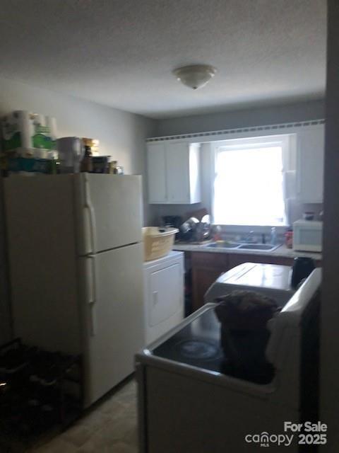 2207 S Gardner Street Property Photo 26