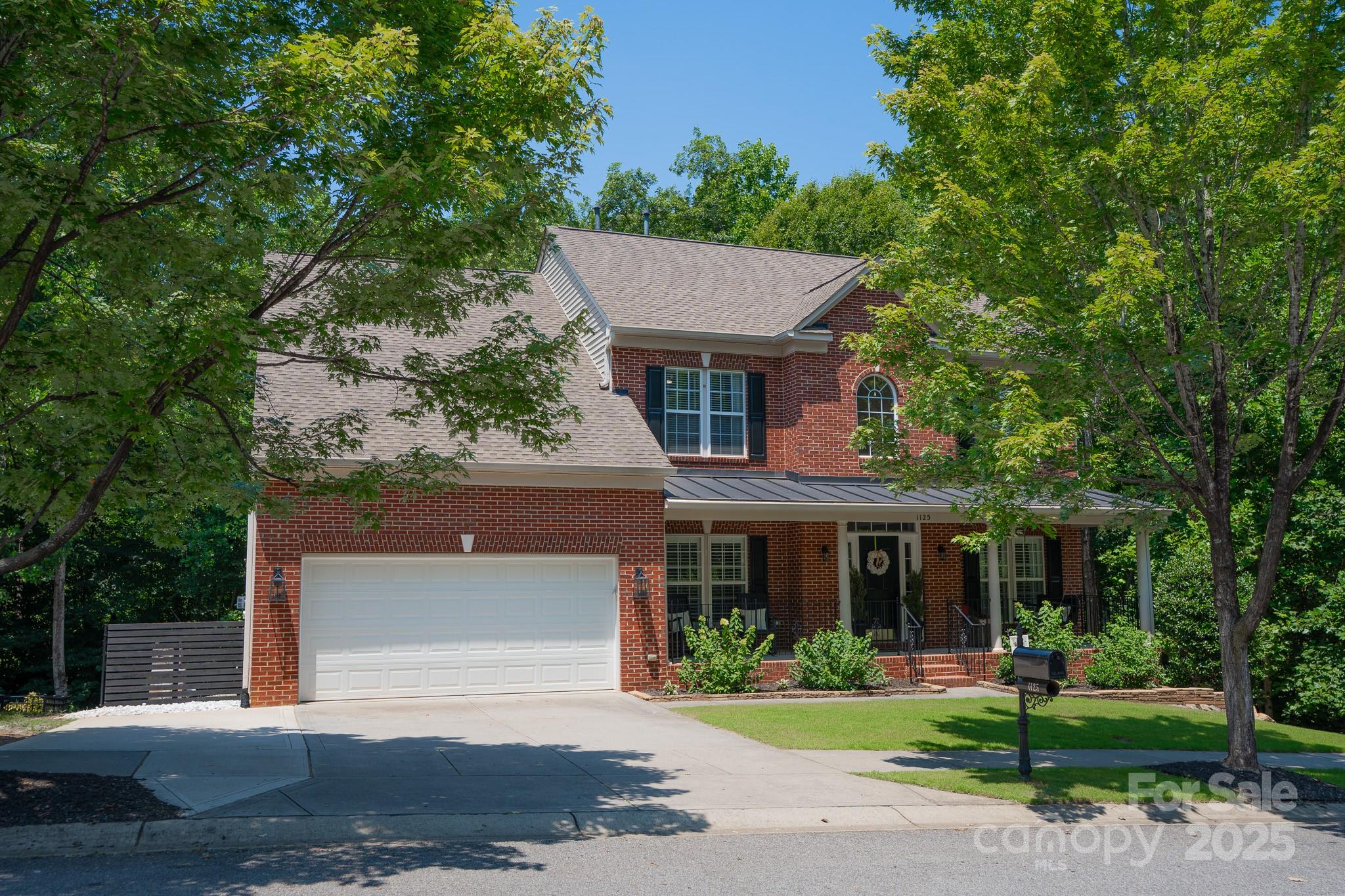 1125 Victoria Blake Lane Property Photo 1