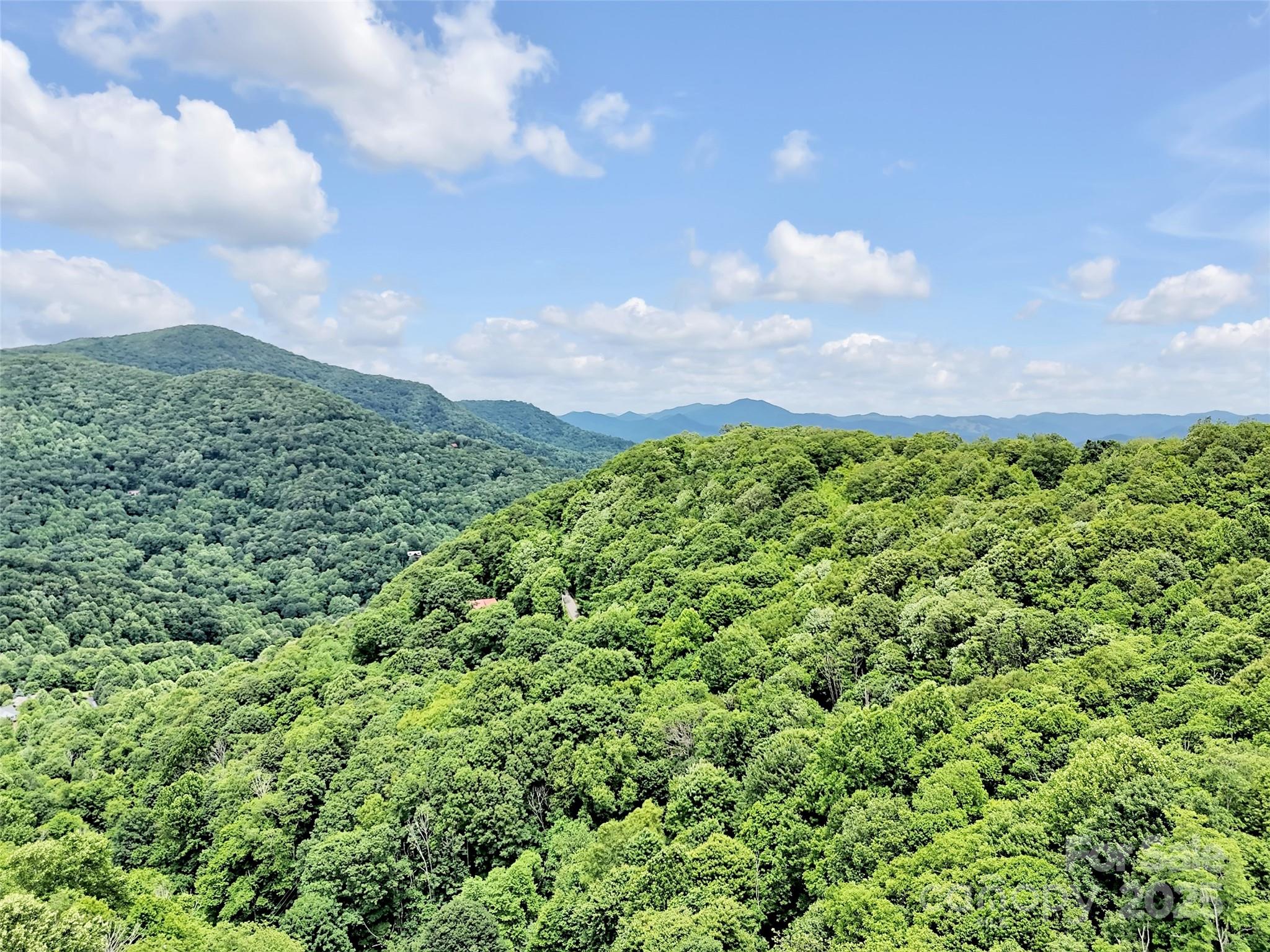 32 Sallywood Trail Property Photo 11