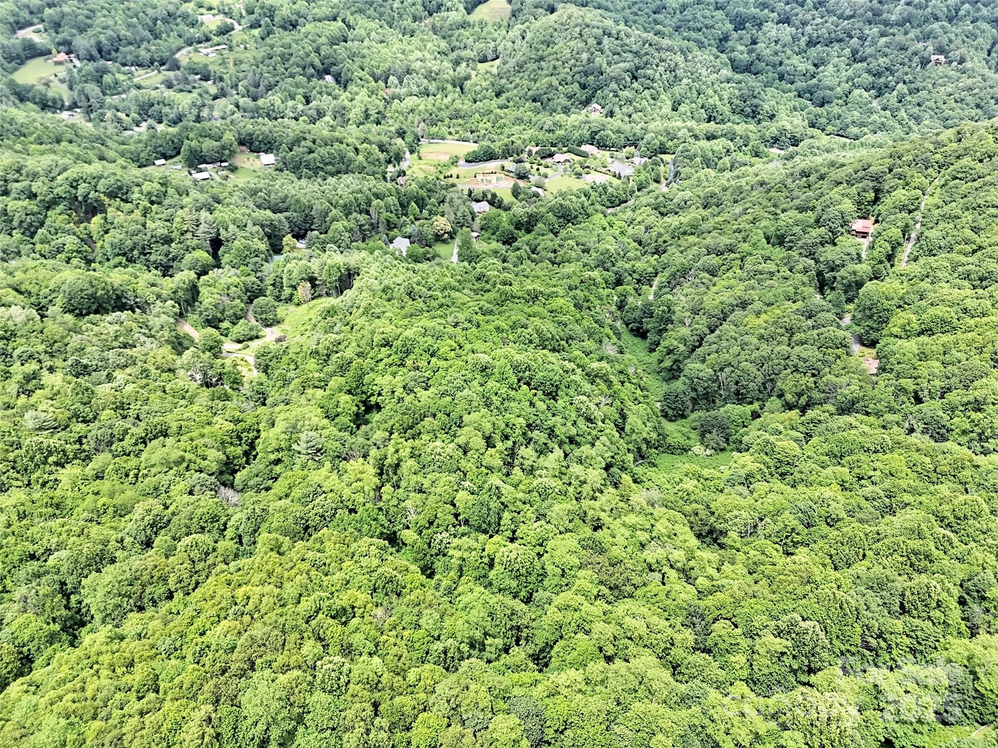 32 Sallywood Trail Property Photo 12