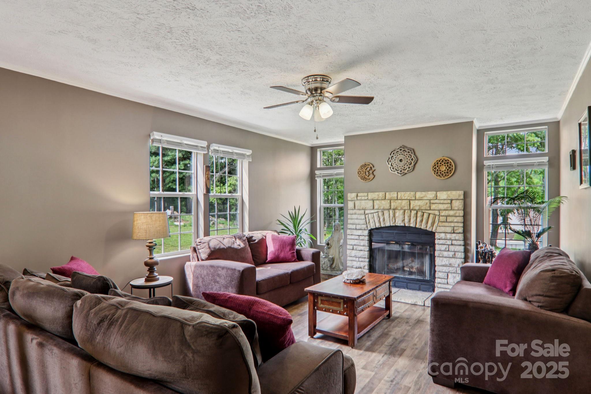 1282 Spicer Cove Road Property Photo 4