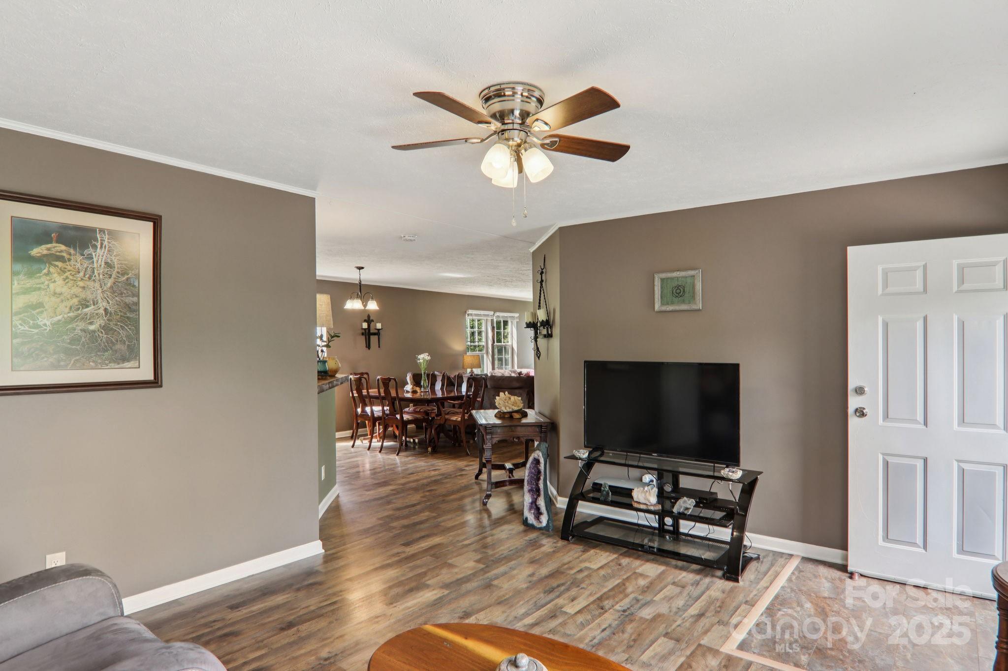 1282 Spicer Cove Road Property Photo 14