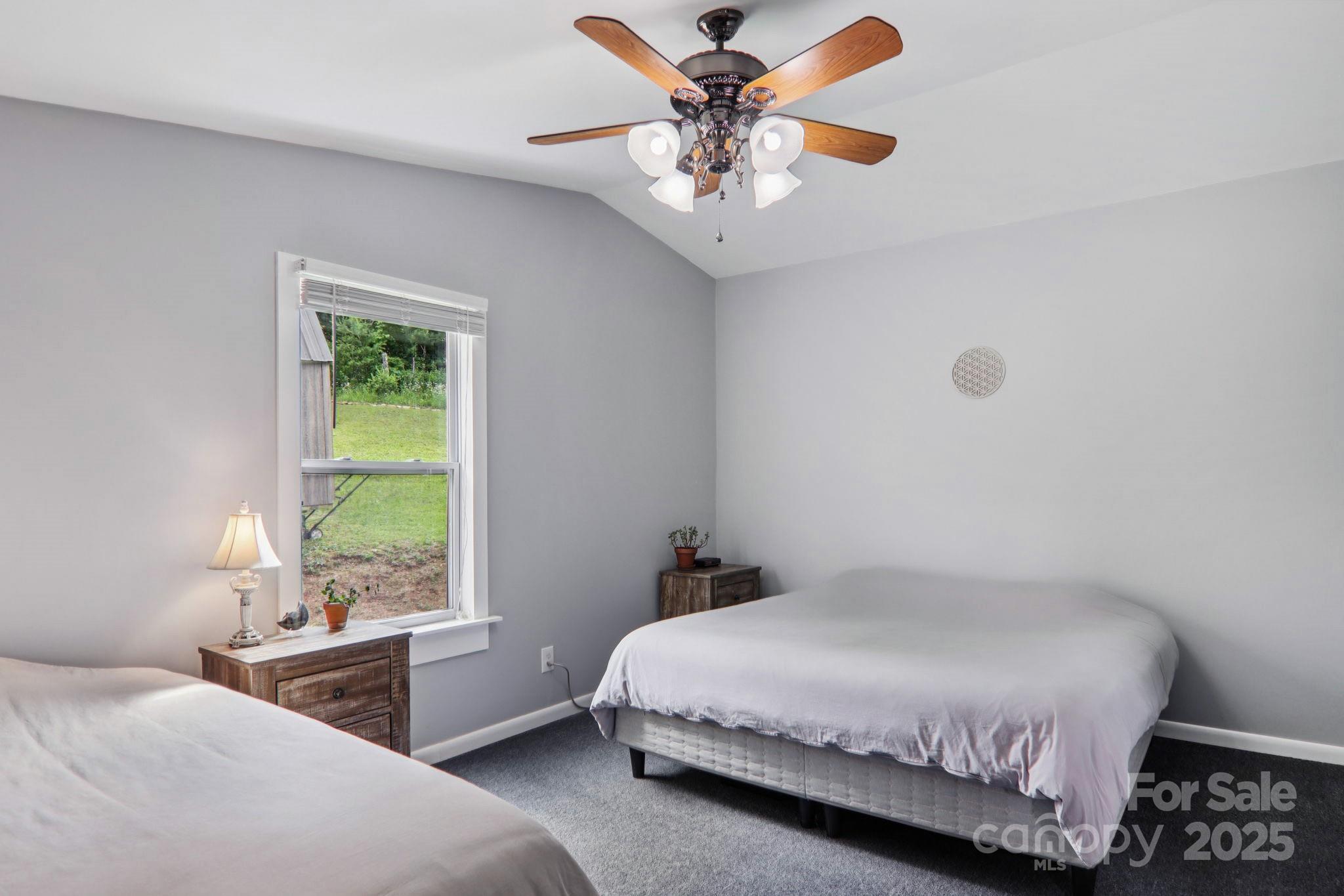 1282 Spicer Cove Road Property Photo 17