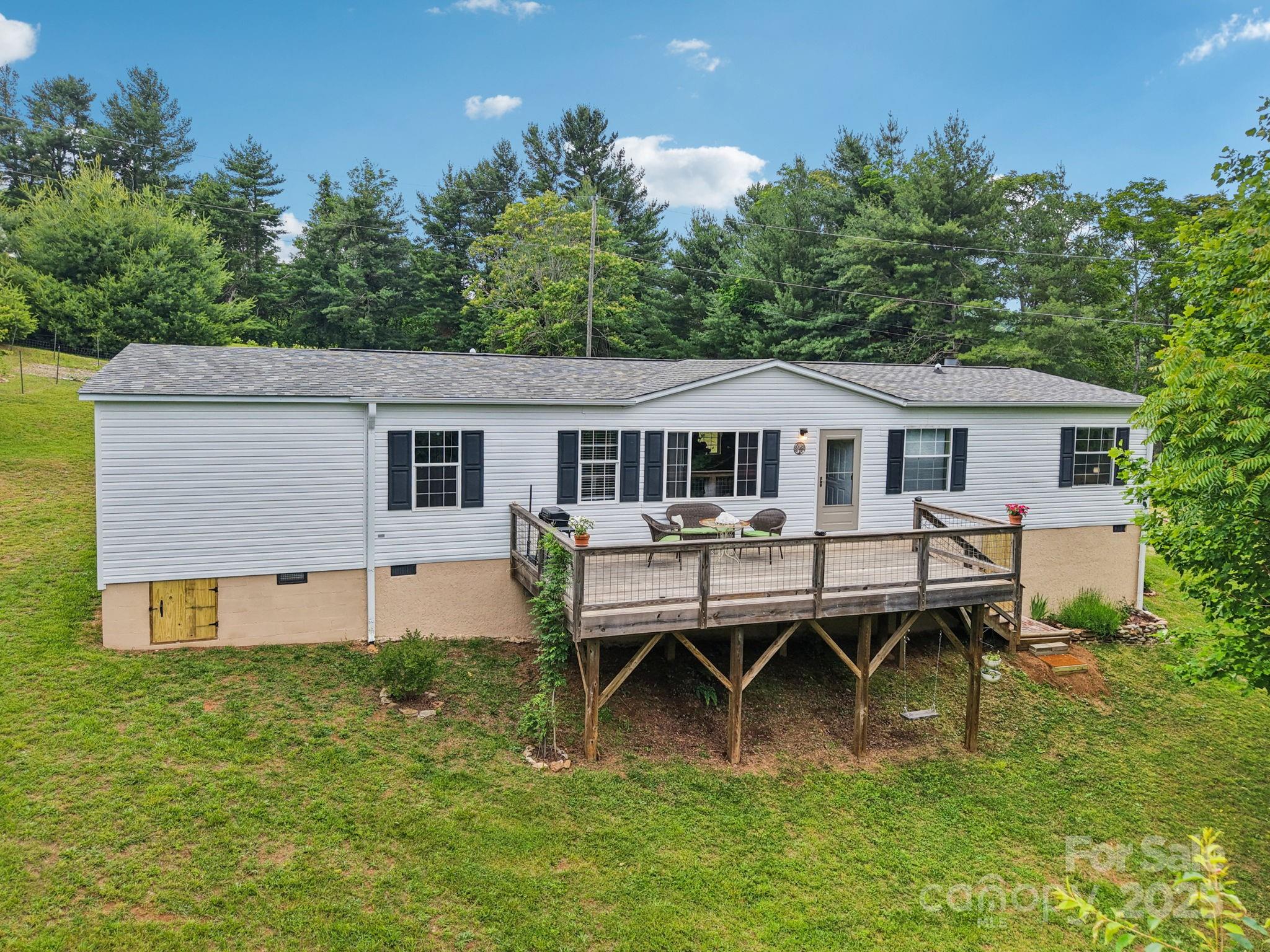 1282 Spicer Cove Road Property Photo 37