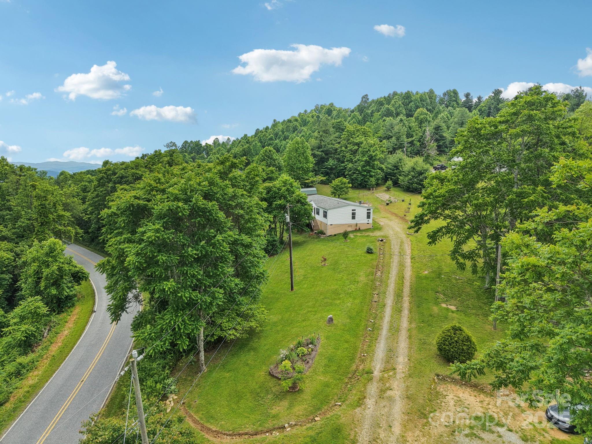 1282 Spicer Cove Road Property Photo 40