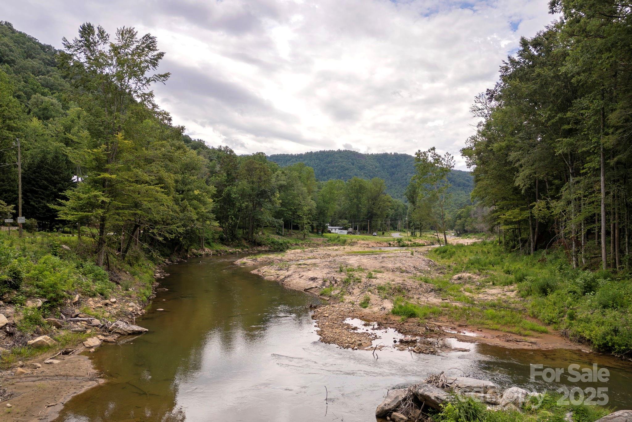 000 Green River Cove Road Property Photo 2